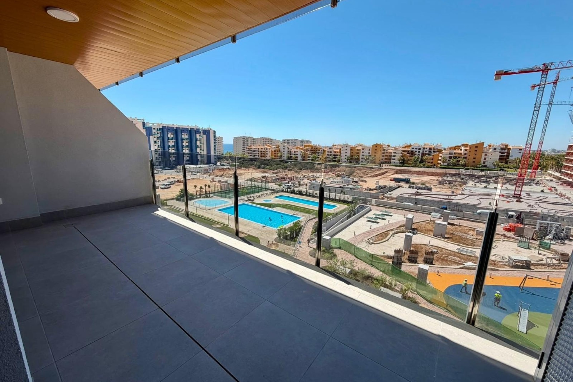 Sprzedaż - Apartament / Mieszkanie -
Torrevieja - Punta Prima
