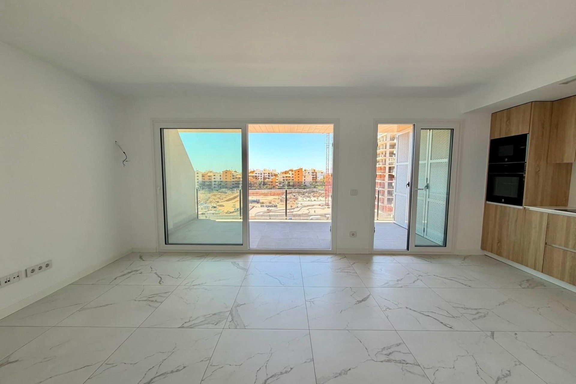 Sprzedaż - Apartament / Mieszkanie -
Torrevieja - Punta Prima