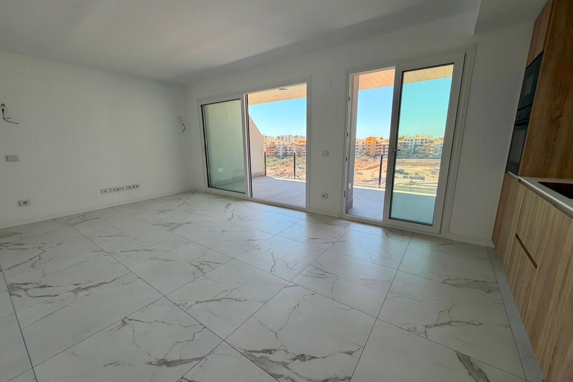 Sprzedaż - Apartament / Mieszkanie -
Torrevieja - Punta Prima