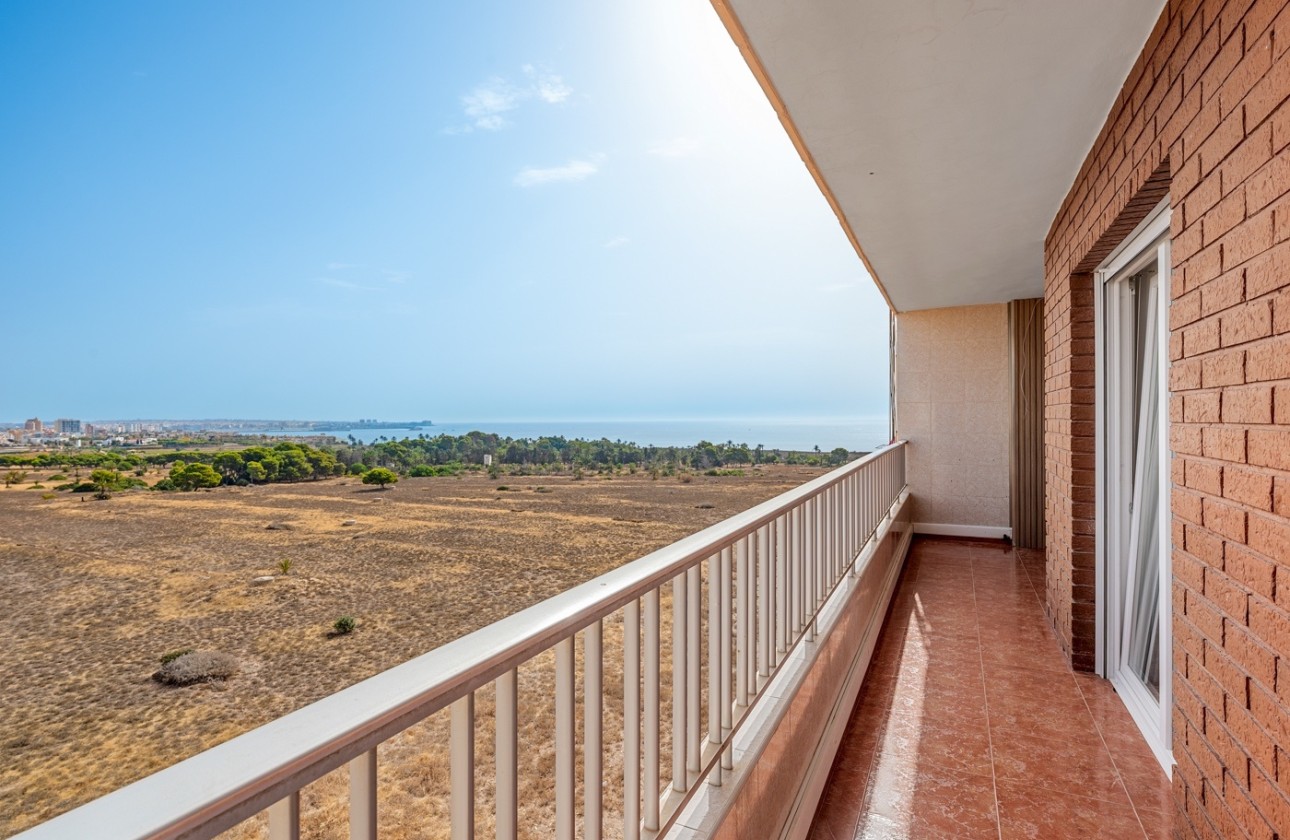 Sprzedaż - Apartament / Mieszkanie -
Torrevieja - Punta Prima