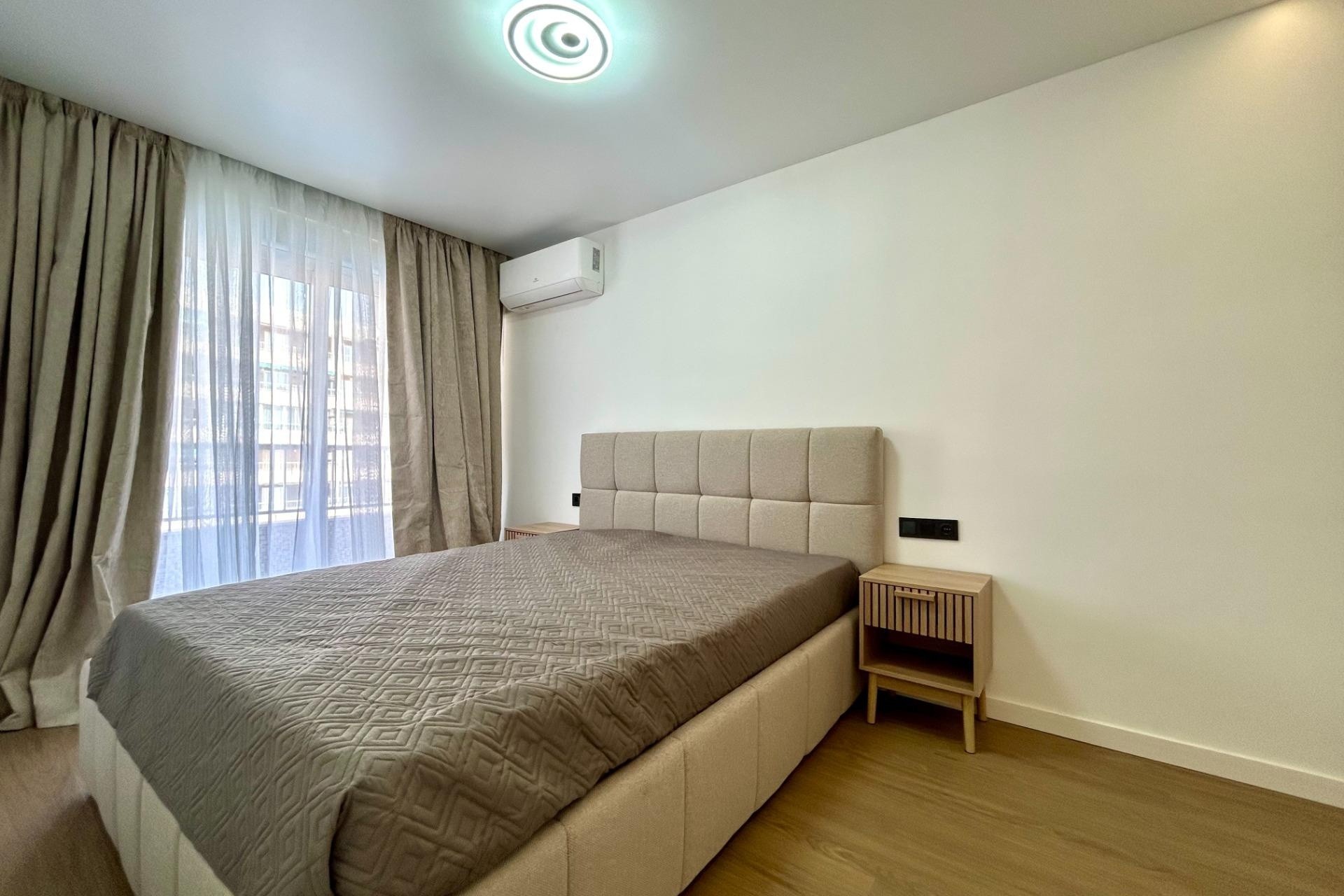 Sprzedaż - Apartament / Mieszkanie -
Torrevieja - Punta Prima