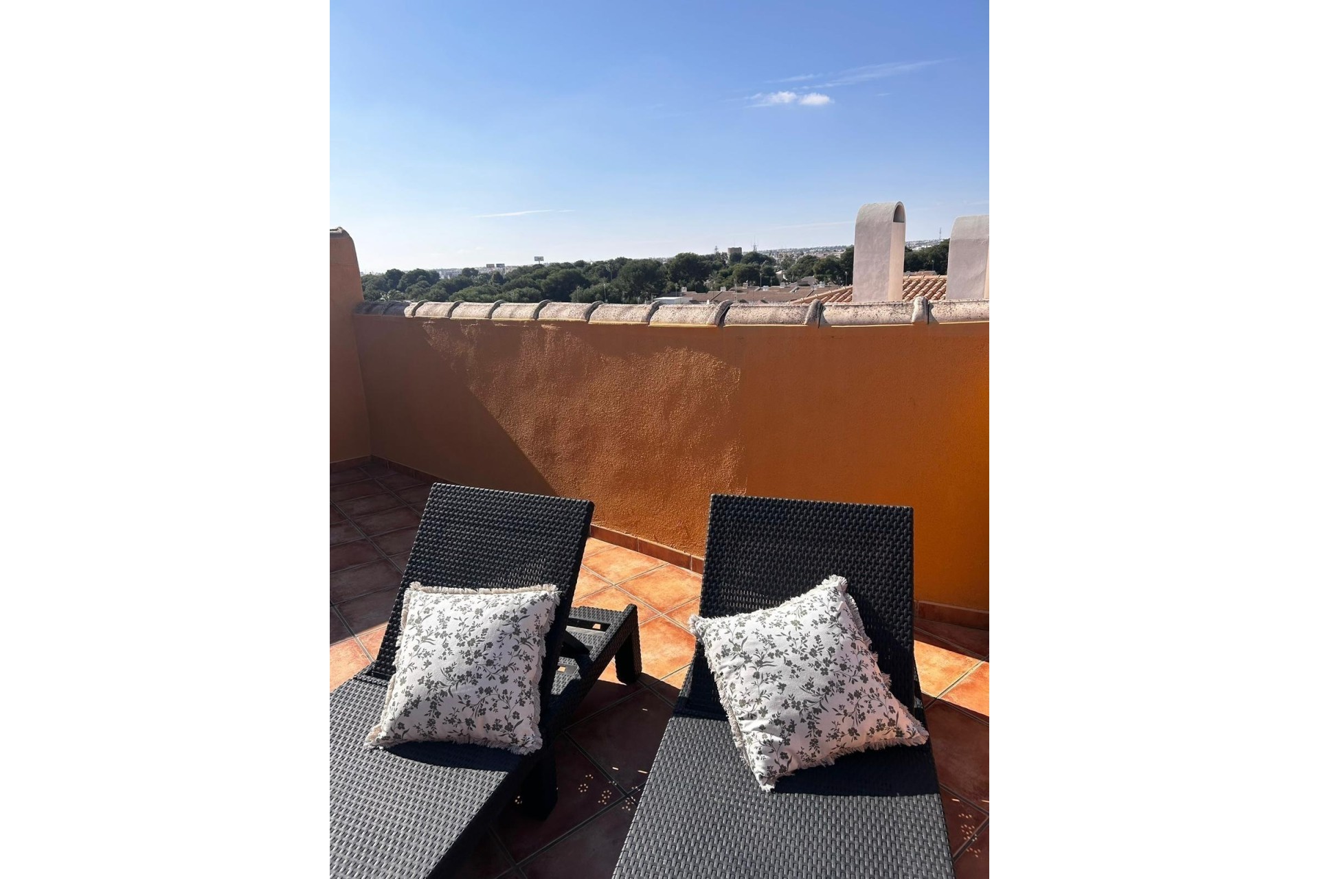 Sprzedaż - Apartament / Mieszkanie -
Torrevieja - Punta Prima