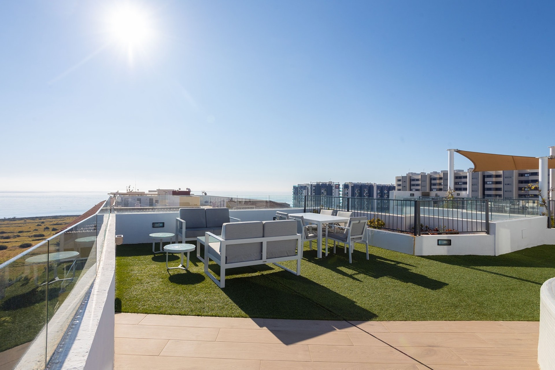 Sprzedaż - Apartament / Mieszkanie -
Torrevieja - Rocio del mar
