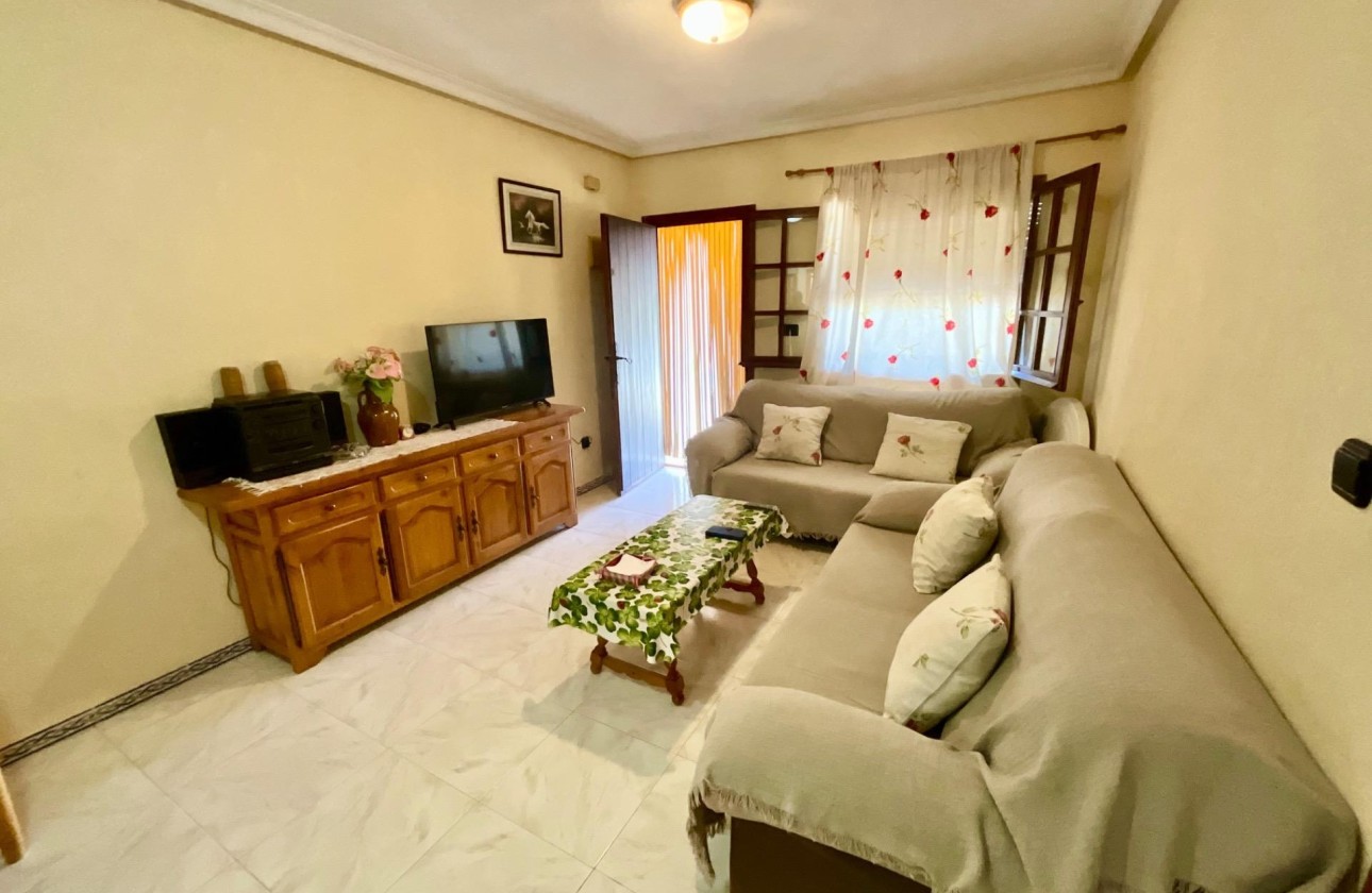 Sprzedaż - Apartament / Mieszkanie -
Torrevieja - Torreblanca