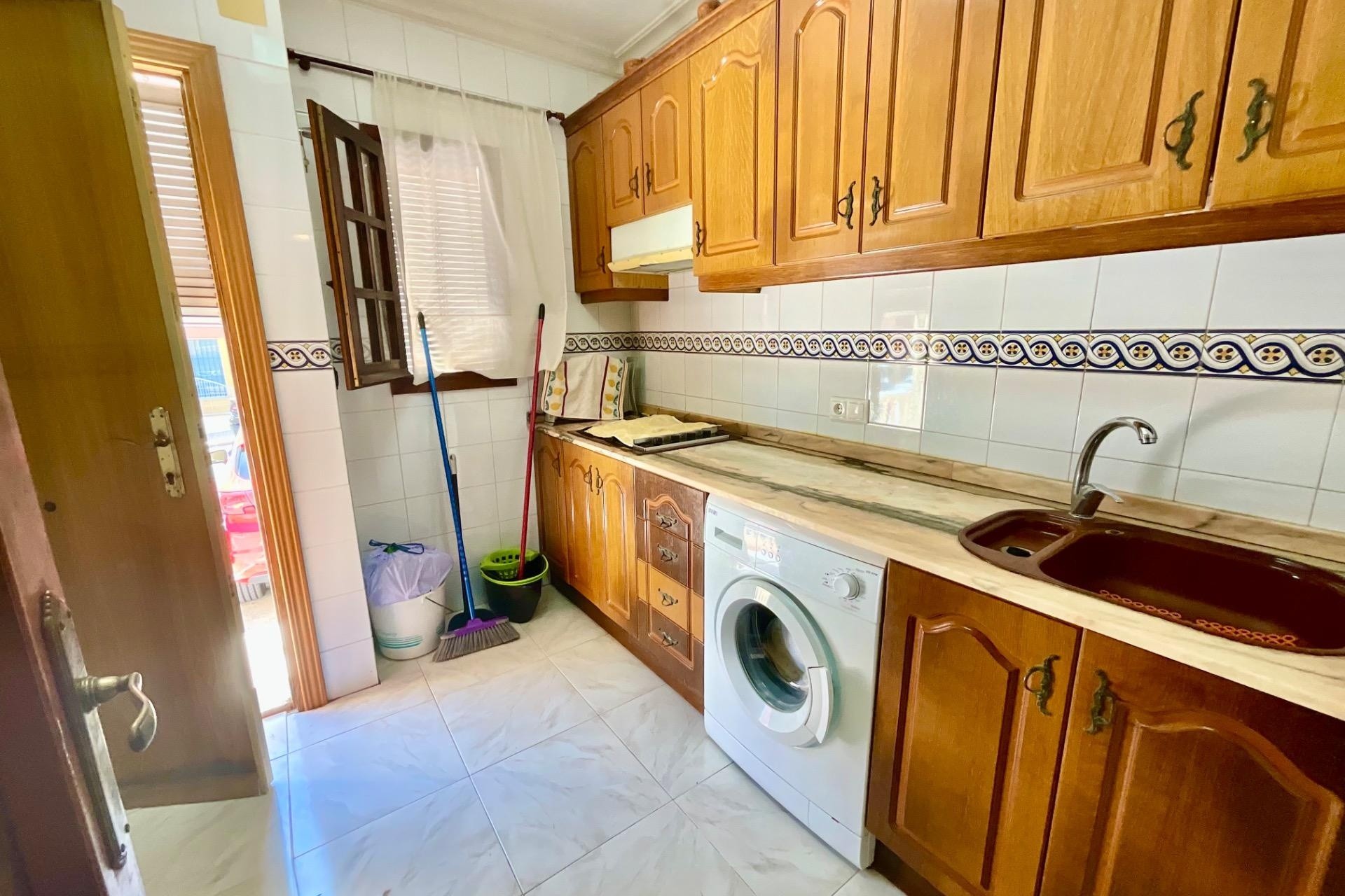 Sprzedaż - Apartament / Mieszkanie -
Torrevieja - Torreblanca