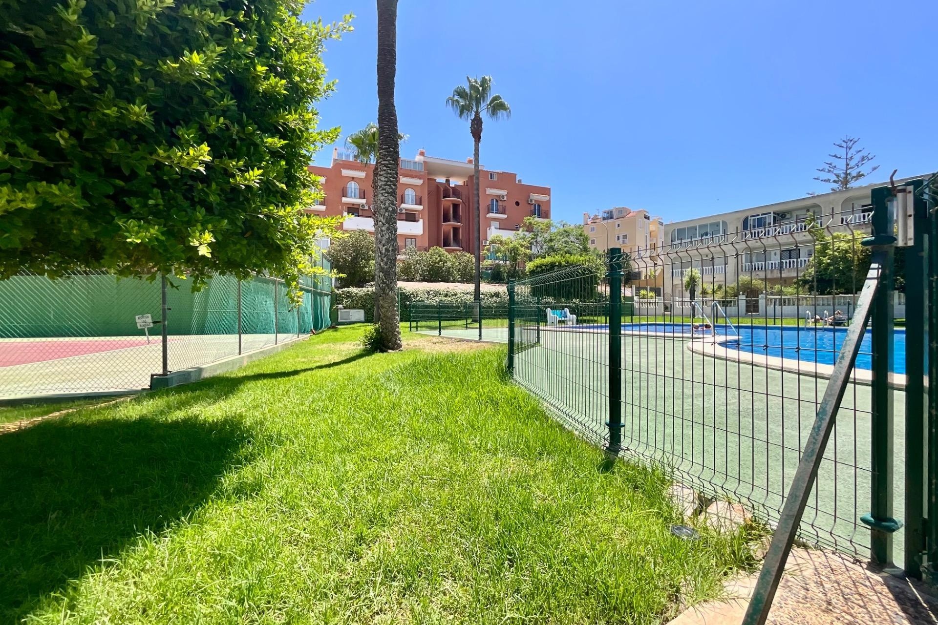 Sprzedaż - Apartament / Mieszkanie -
Torrevieja - Torreblanca