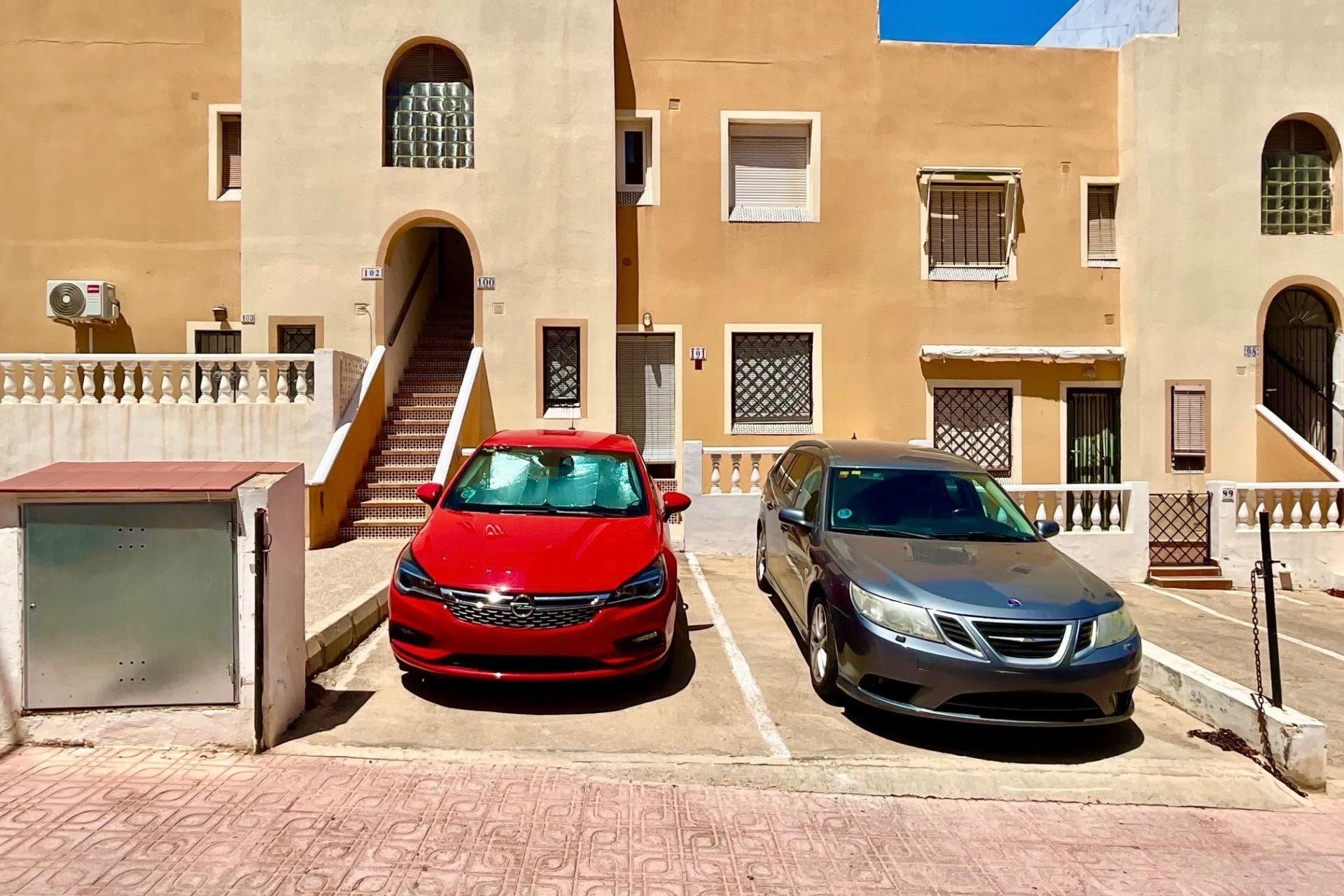 Sprzedaż - Apartament / Mieszkanie -
Torrevieja - Torreblanca