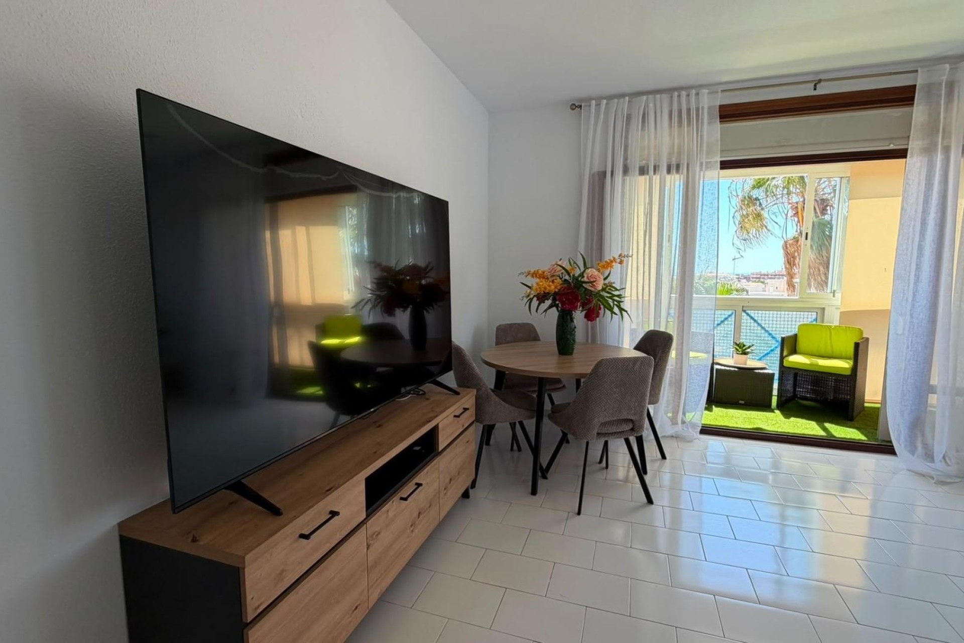 Sprzedaż - Apartament / Mieszkanie -
Torrevieja - Torreblanca