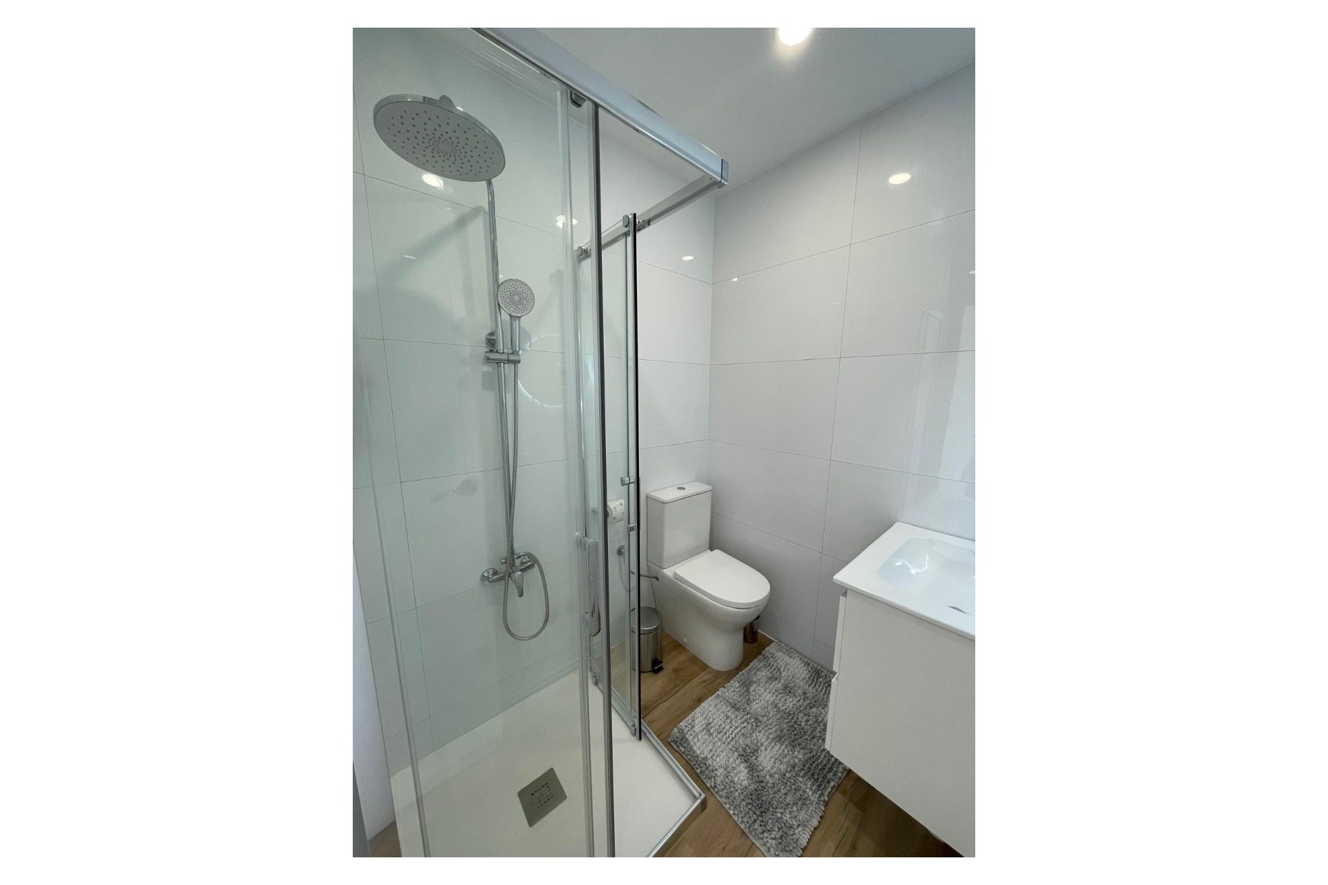 Sprzedaż - Apartament / Mieszkanie -
Torrevieja - Torreblanca