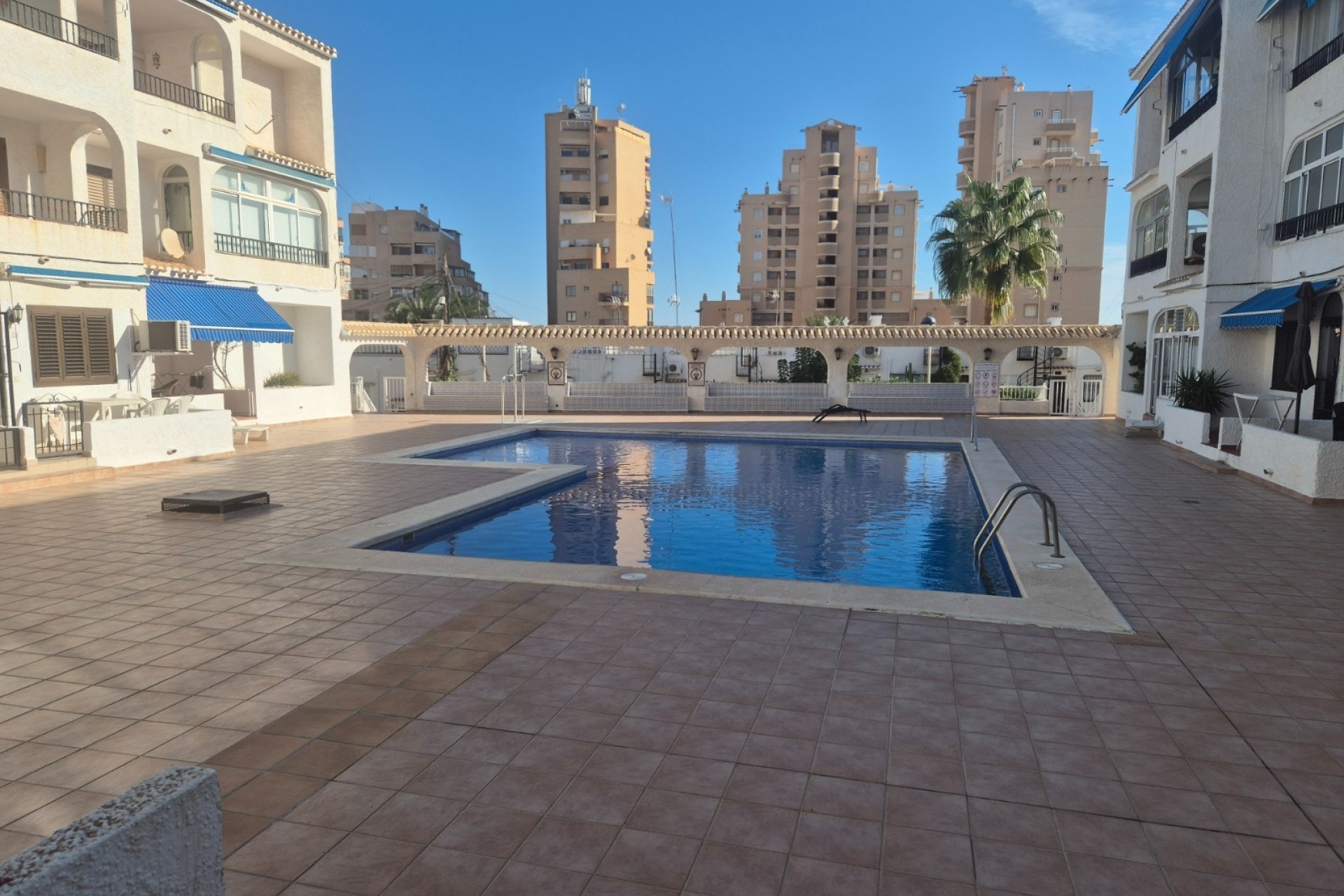 Sprzedaż - Apartament / Mieszkanie -
Torrevieja - Torrejón