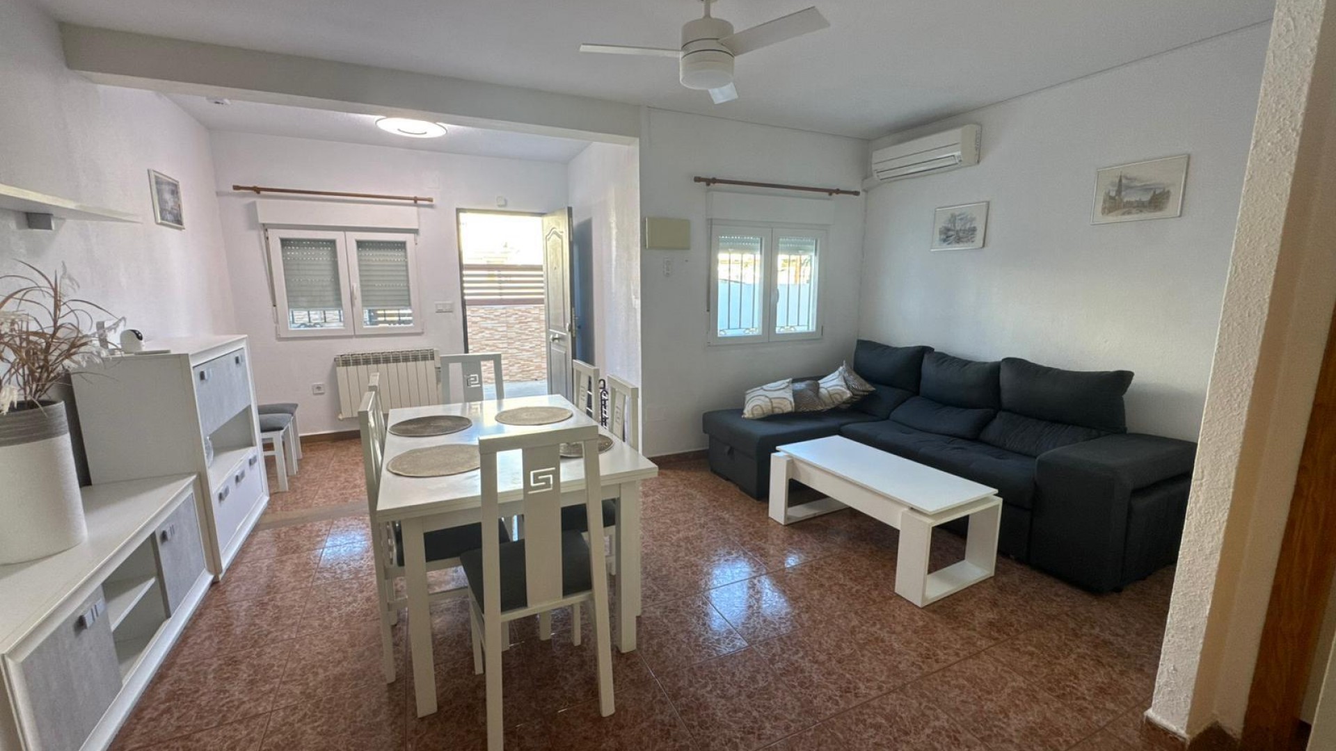 Sprzedaż - Apartament mieszkanie -
Torrevieja - Torretas