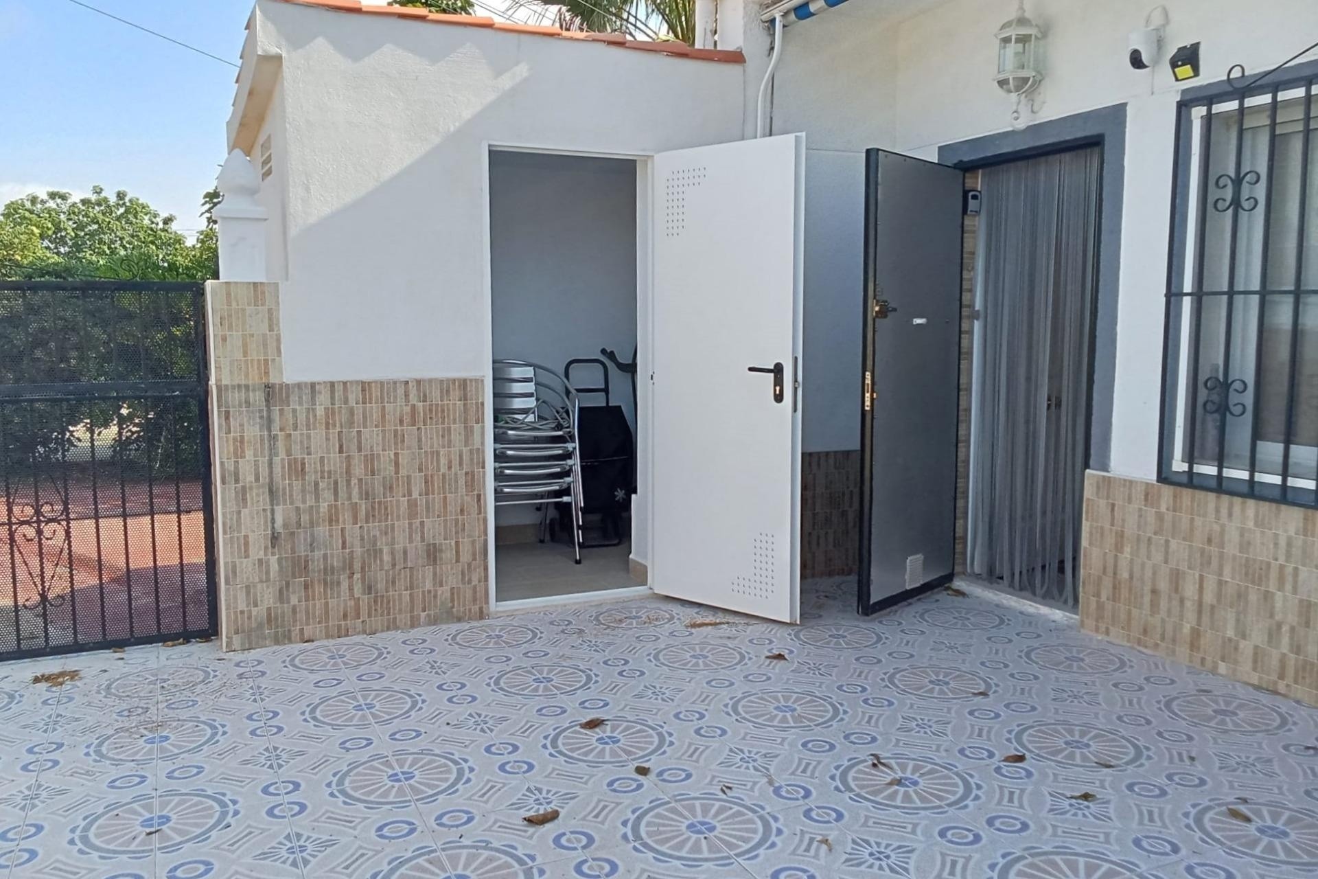 Sprzedaż - Apartament / Mieszkanie -
Torrevieja - Torretas