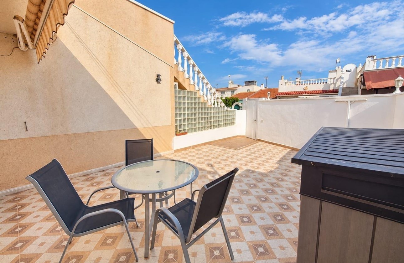 Sprzedaż - Apartament / Mieszkanie -
Torrevieja - Torretas