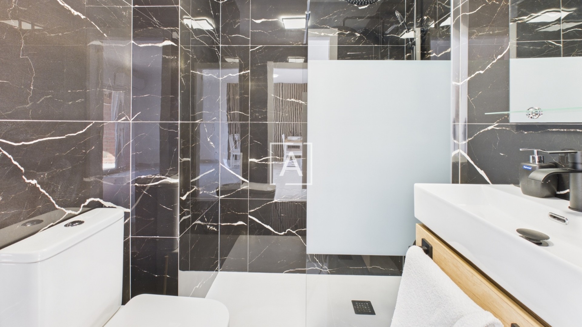 Sprzedaż - Apartament mieszkanie -
Torrevieja - Torrevieja Centro