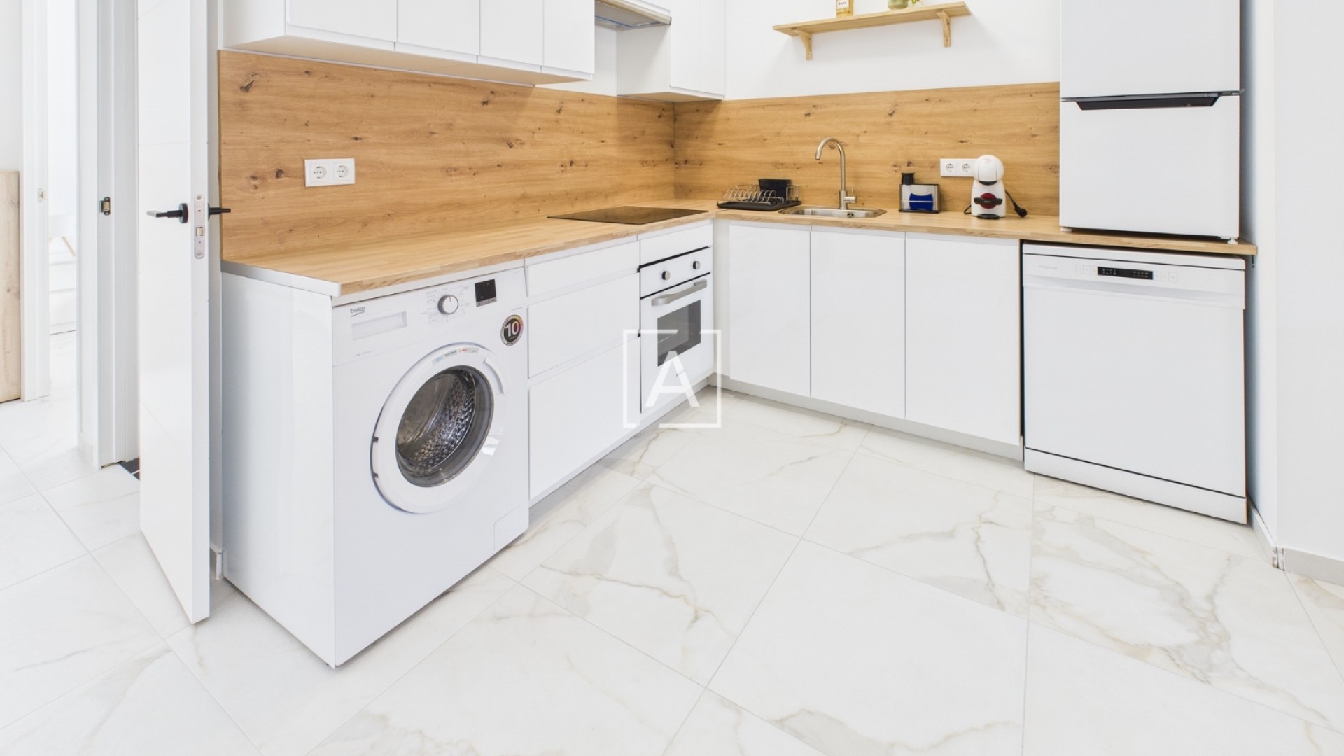 Sprzedaż - Apartament mieszkanie -
Torrevieja - Torrevieja Centro