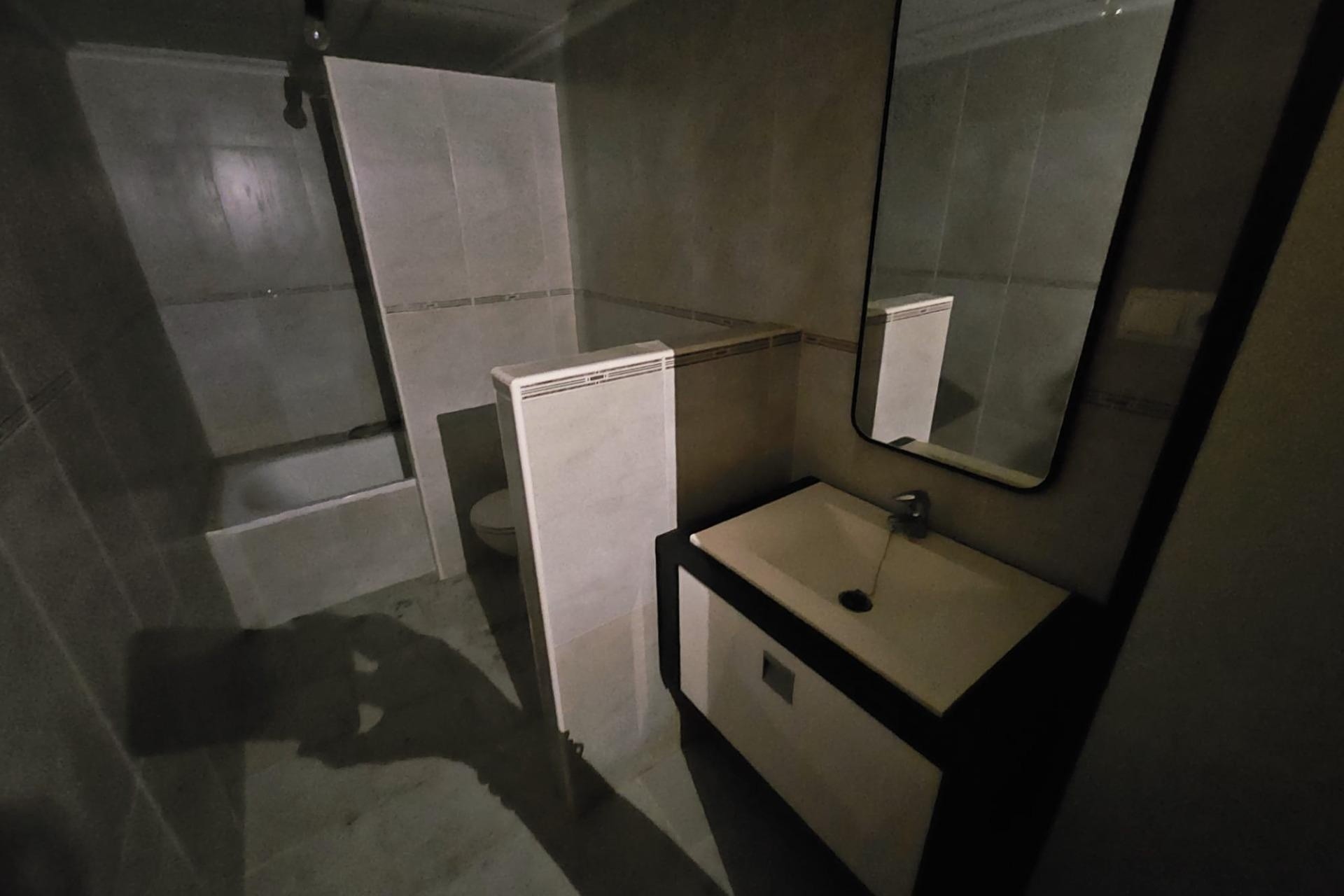 Sprzedaż - Apartament mieszkanie -
Torrevieja - torrevieja