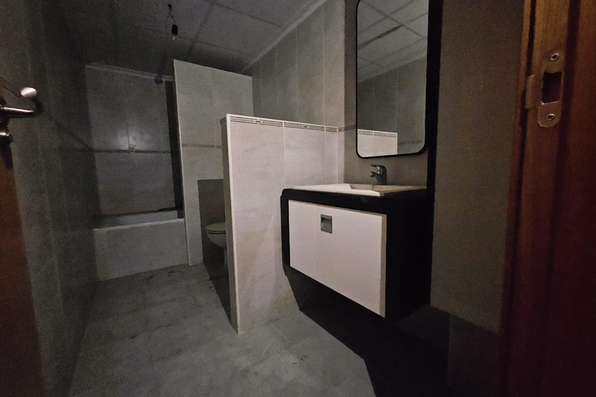 Sprzedaż - Apartament mieszkanie -
Torrevieja - torrevieja