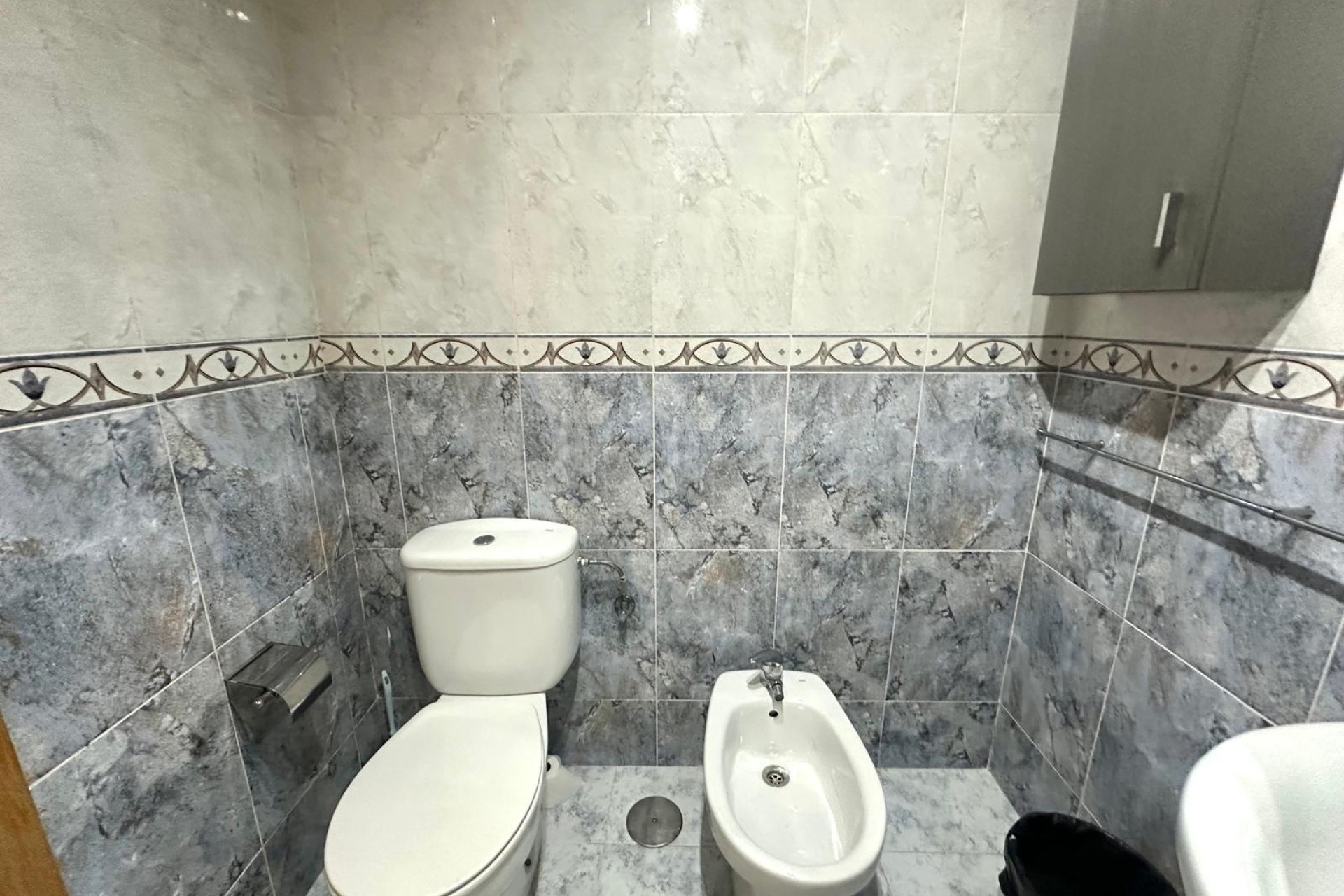 Sprzedaż - Apartament mieszkanie -
Torrevieja - torrevieja