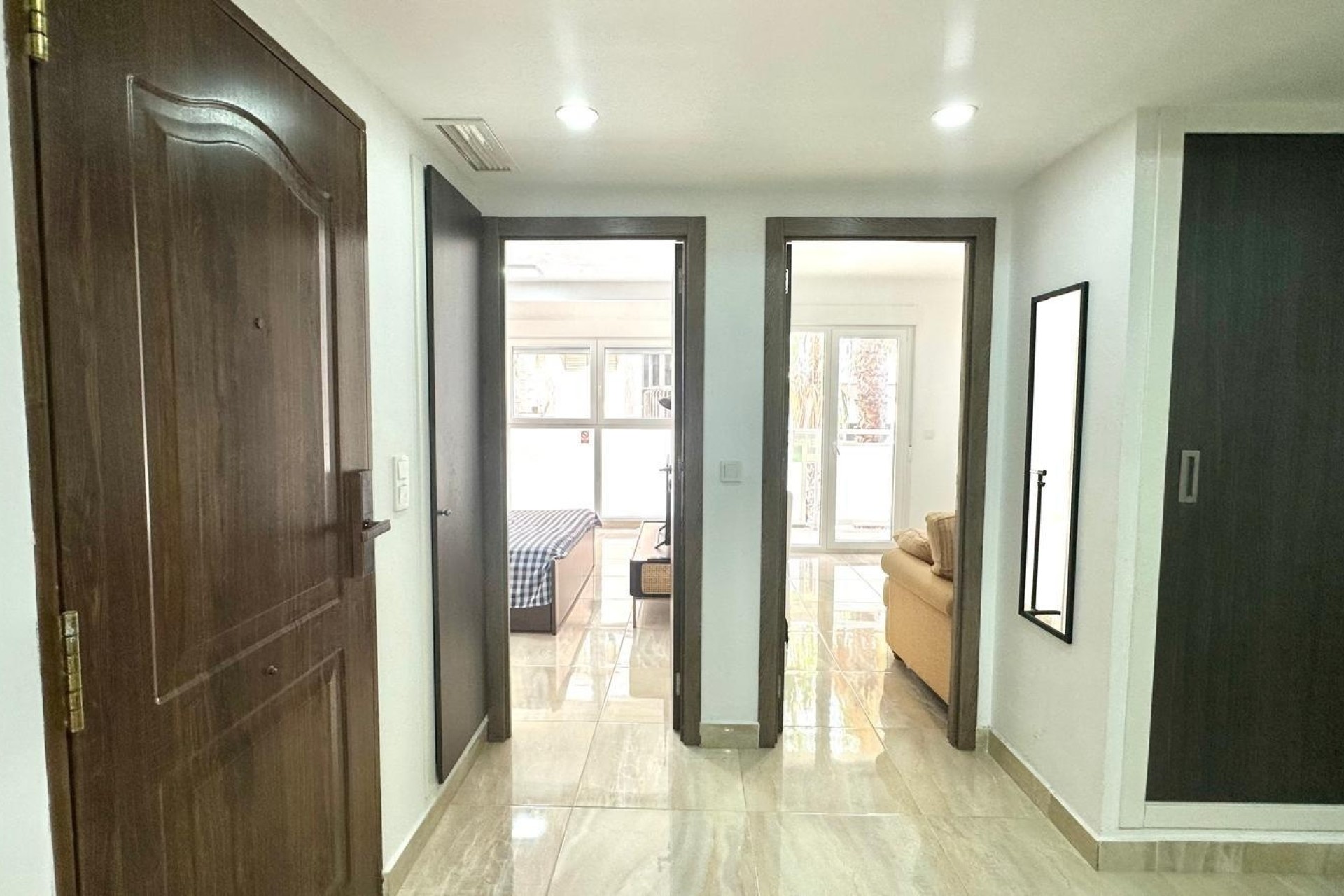 Sprzedaż - Apartament mieszkanie -
Torrevieja - torrevieja