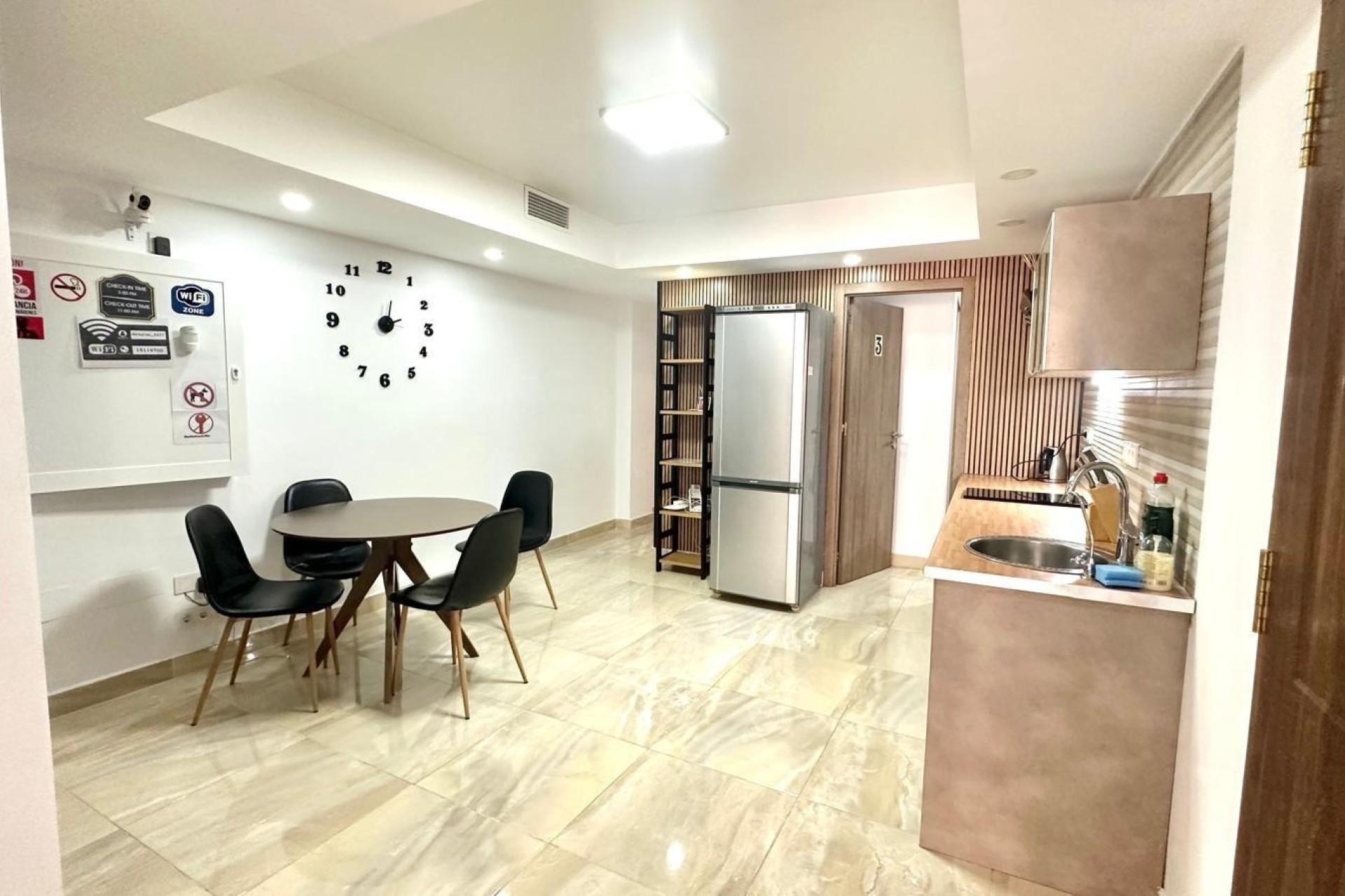 Sprzedaż - Apartament mieszkanie -
Torrevieja - torrevieja
