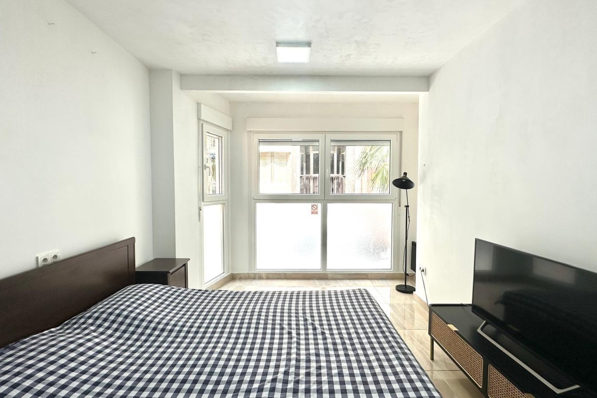 Sprzedaż - Apartament mieszkanie -
Torrevieja - torrevieja