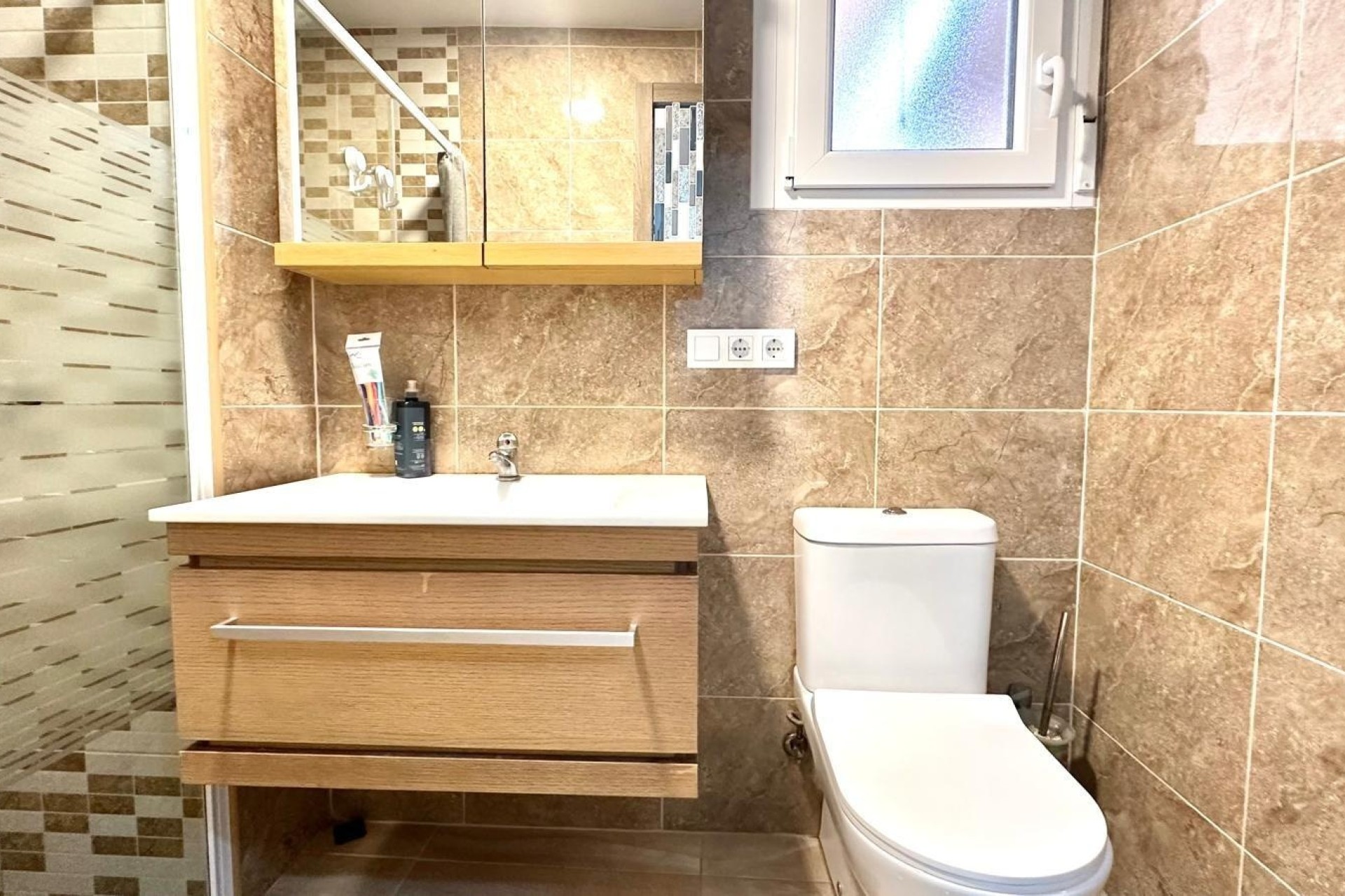 Sprzedaż - Apartament mieszkanie -
Torrevieja - torrevieja