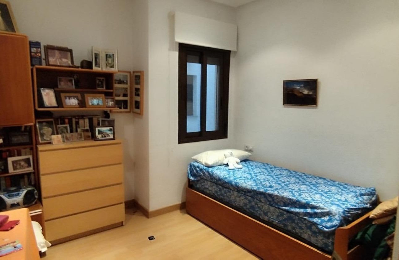 Sprzedaż - Apartament / Mieszkanie -
Torrevieja - torrevieja