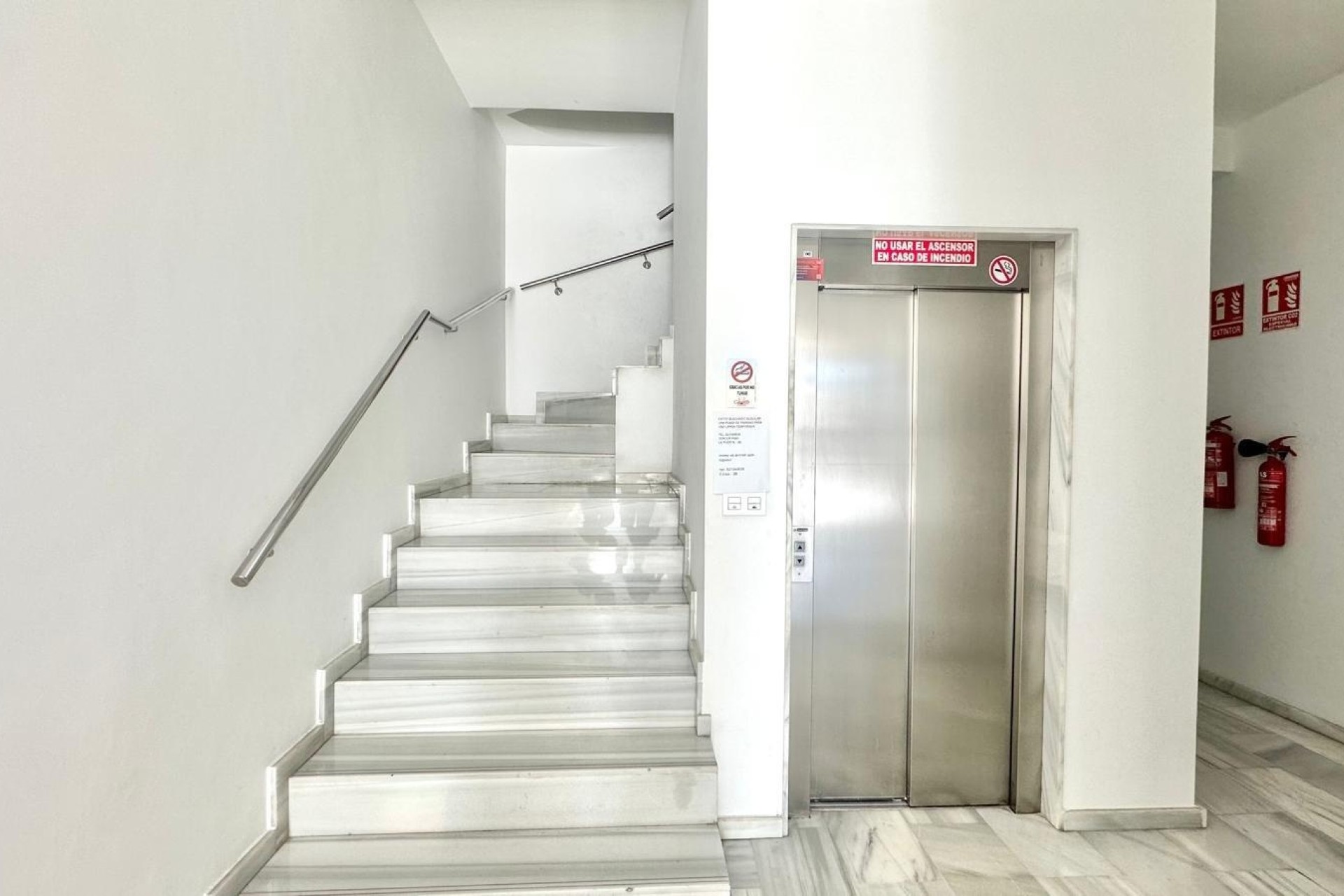 Sprzedaż - Apartament / Mieszkanie -
Torrevieja - torrevieja