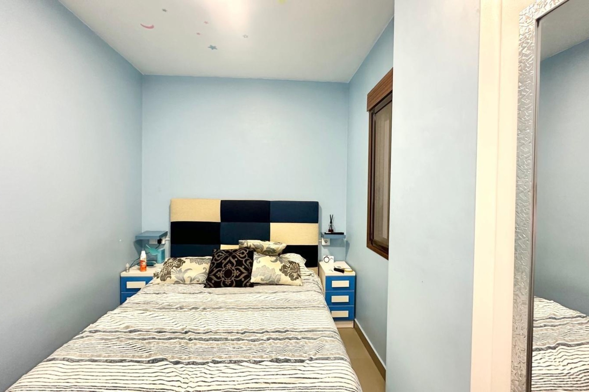 Sprzedaż - Apartament / Mieszkanie -
Torrevieja - torrevieja