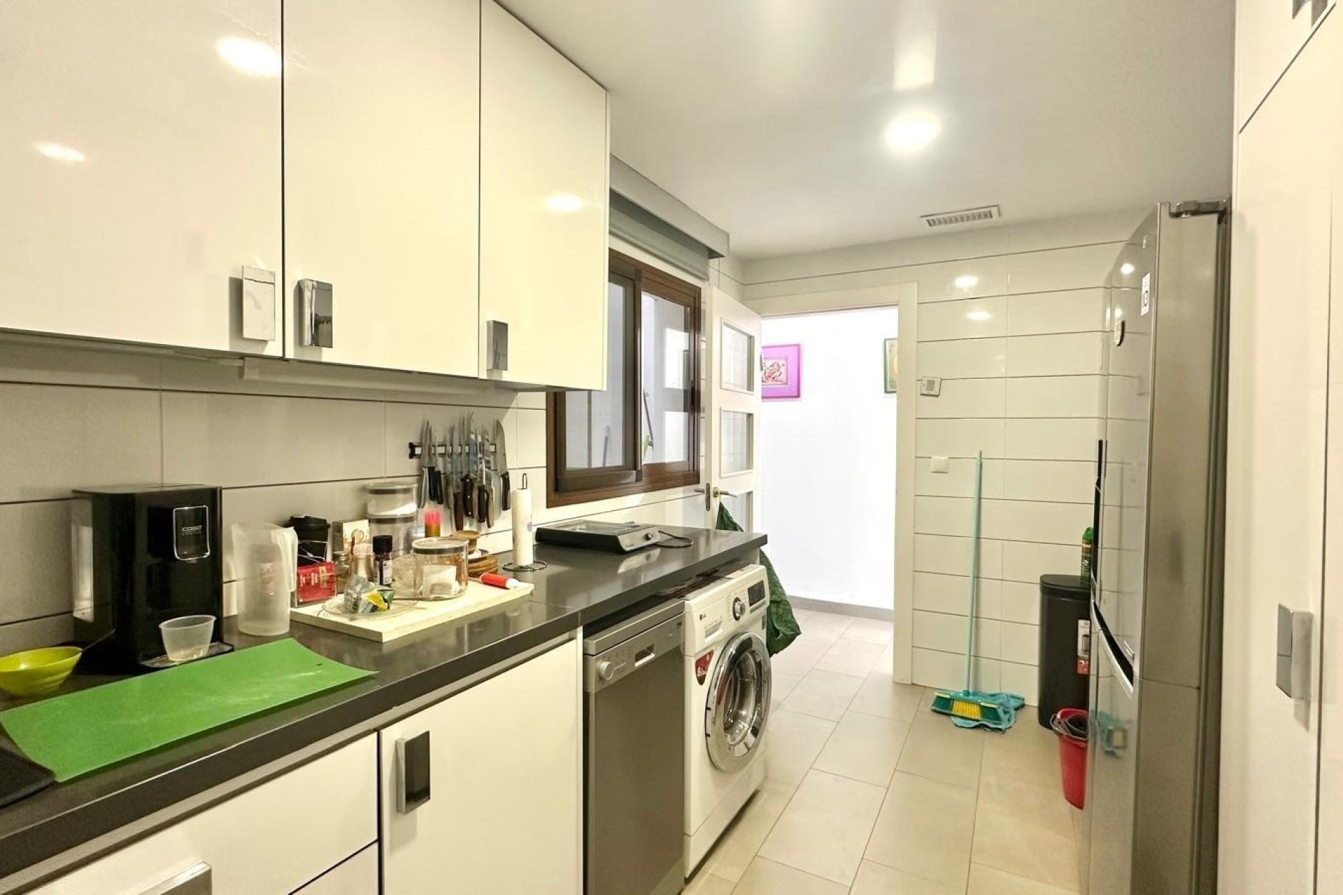 Sprzedaż - Apartament / Mieszkanie -
Torrevieja - torrevieja