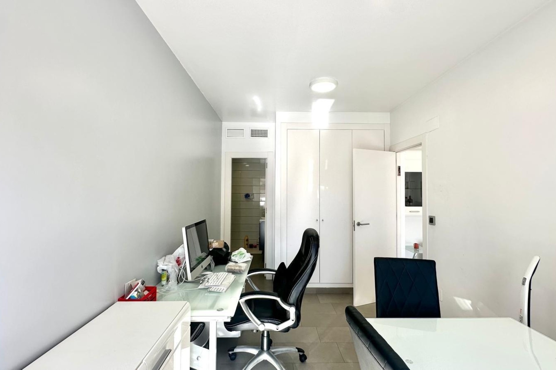 Sprzedaż - Apartament / Mieszkanie -
Torrevieja - torrevieja