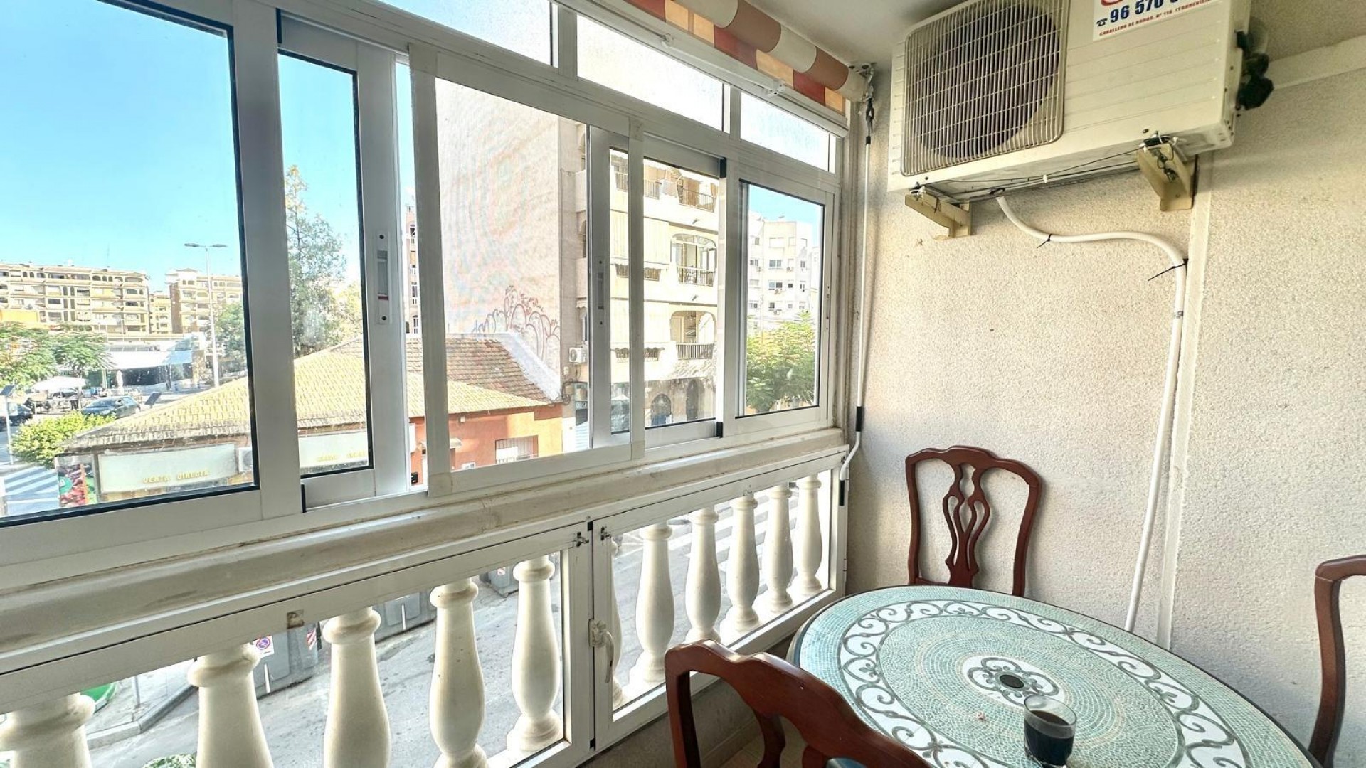 Sprzedaż - Apartament mieszkanie -
Torrevieja - torrevieja