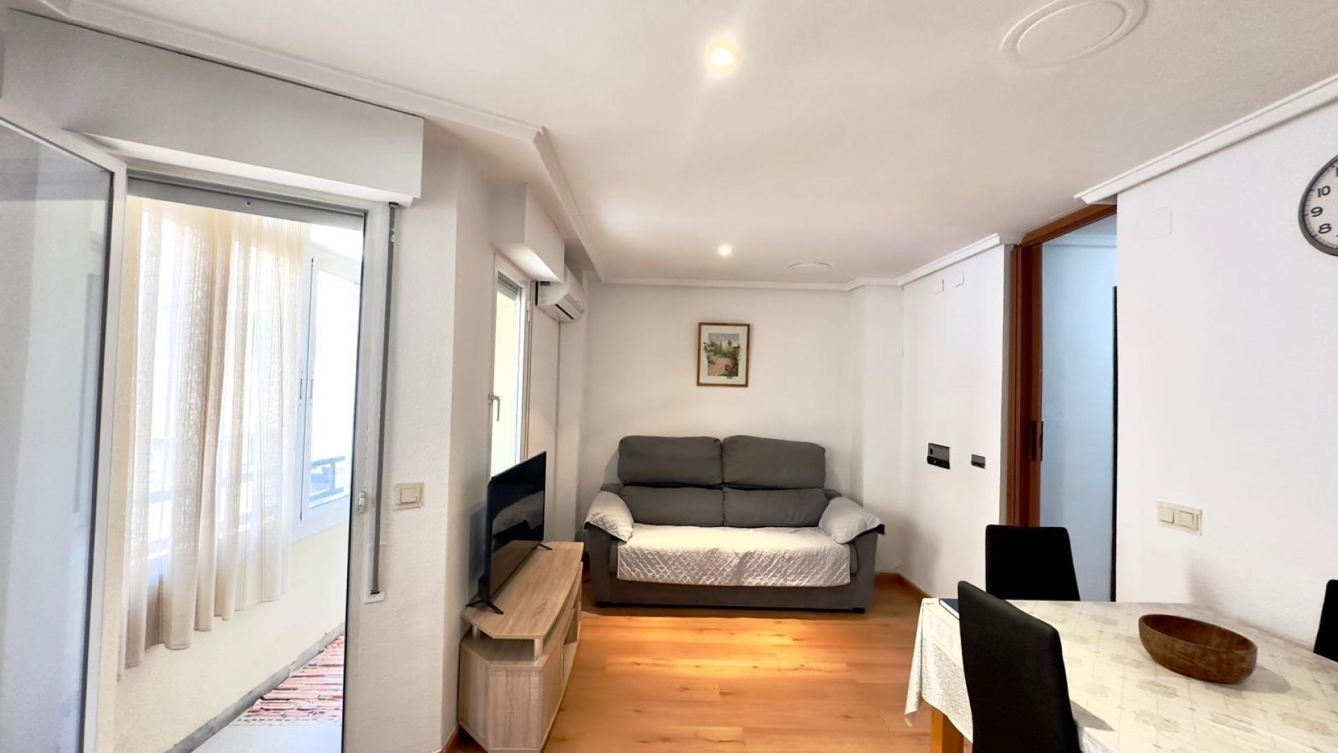 Sprzedaż - Apartament mieszkanie -
Torrevieja - torrevieja