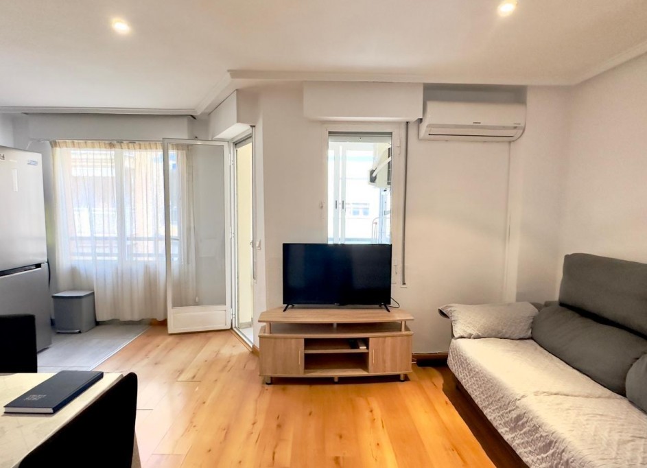 Sprzedaż - Apartament mieszkanie -
Torrevieja - torrevieja