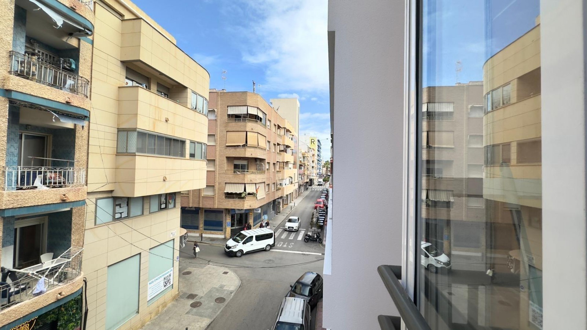 Sprzedaż - Apartament mieszkanie -
Torrevieja - torrevieja