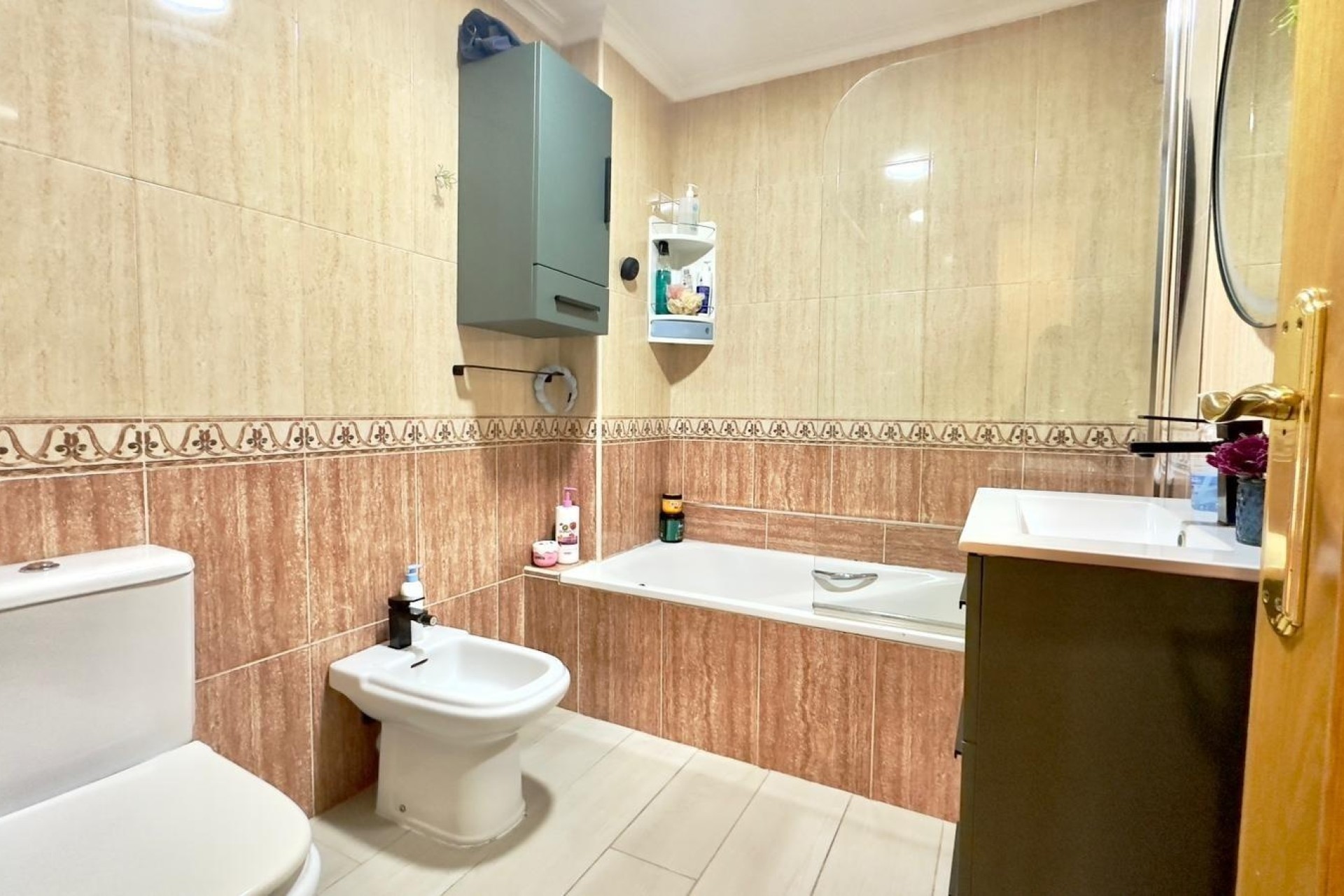 Sprzedaż - Apartament / Mieszkanie -
Torrevieja - torrevieja