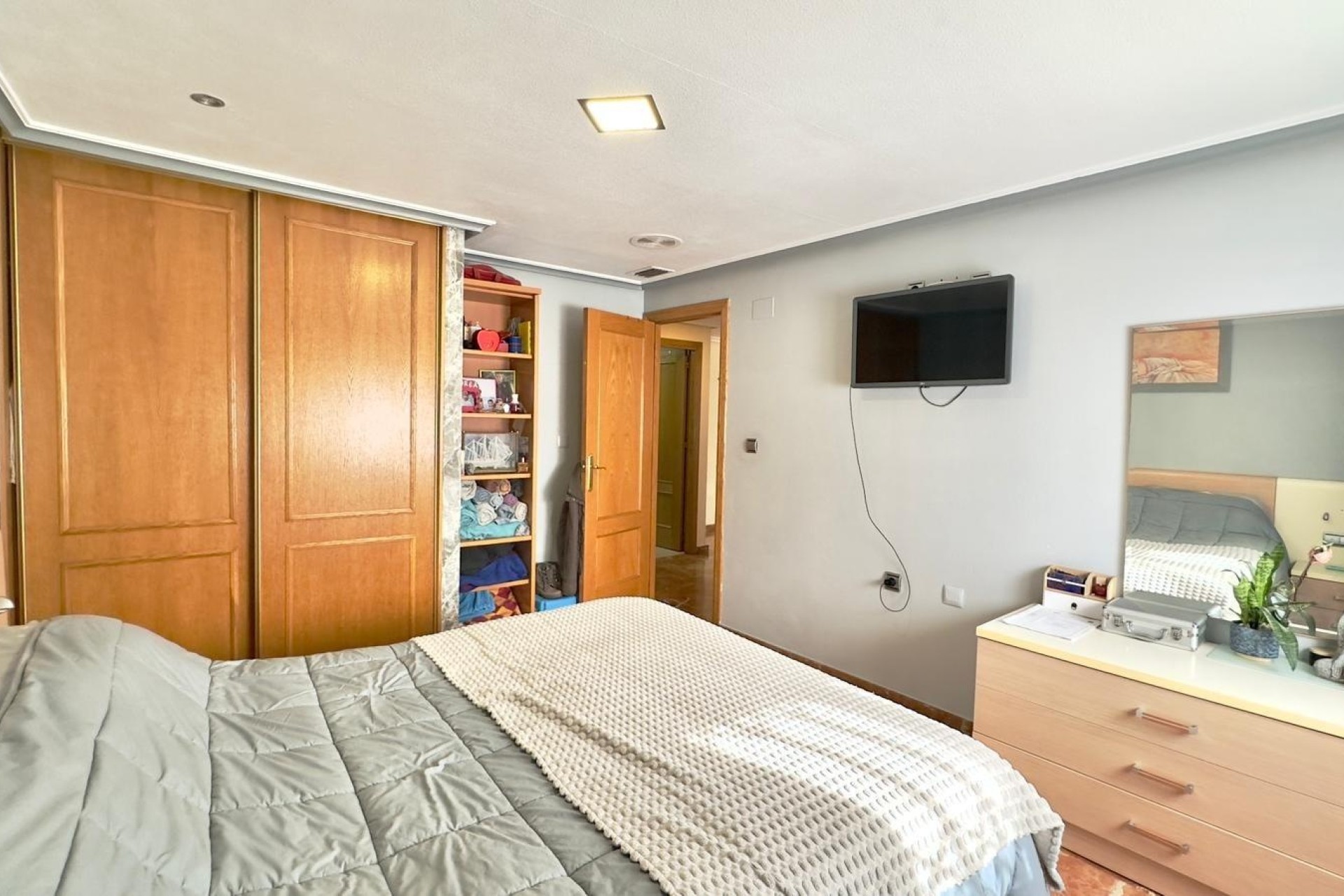 Sprzedaż - Apartament / Mieszkanie -
Torrevieja - torrevieja