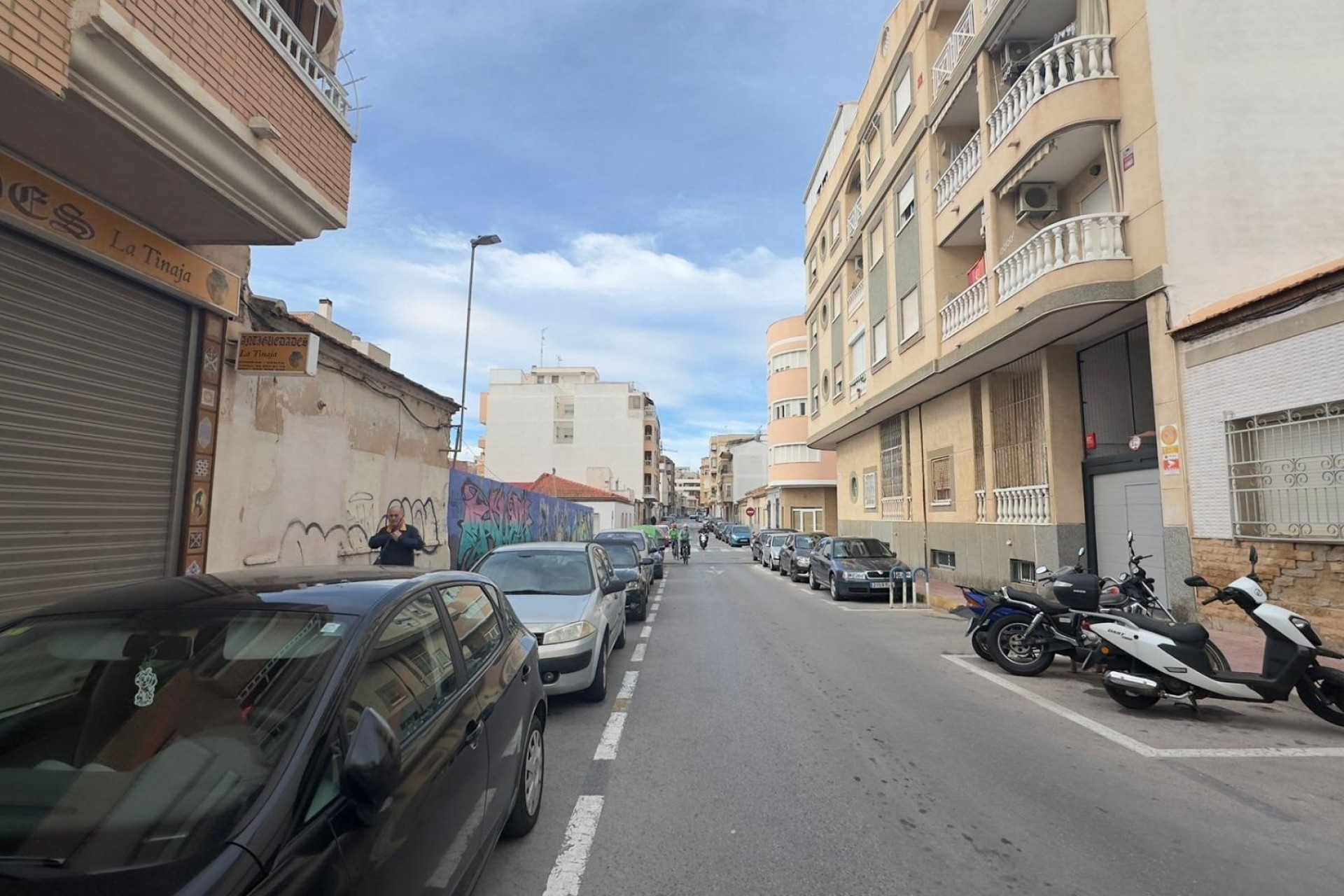 Sprzedaż - Apartament / Mieszkanie -
Torrevieja - torrevieja