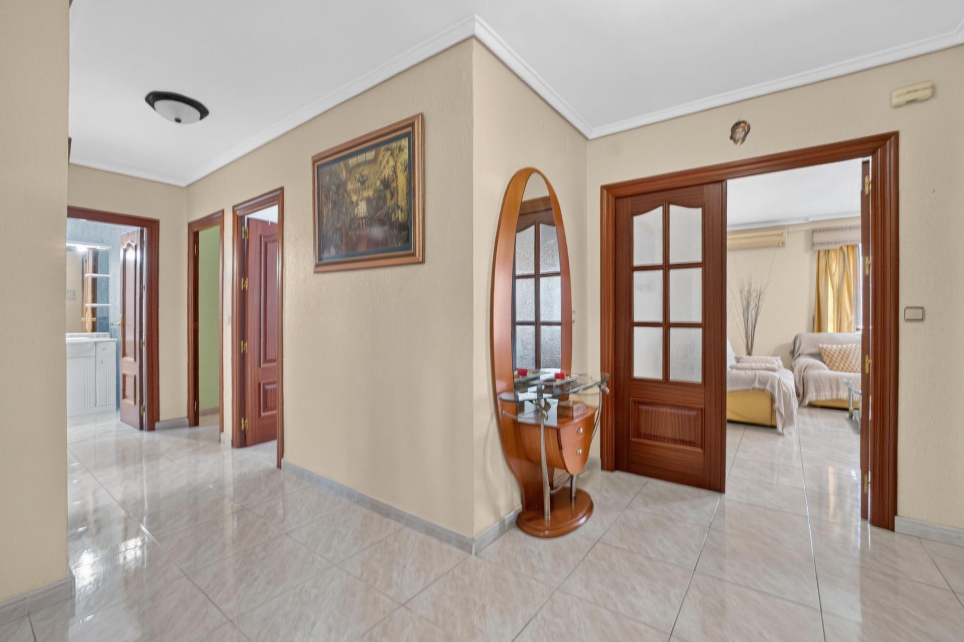 Sprzedaż - Apartament / Mieszkanie -
Torrevieja - torrevieja
