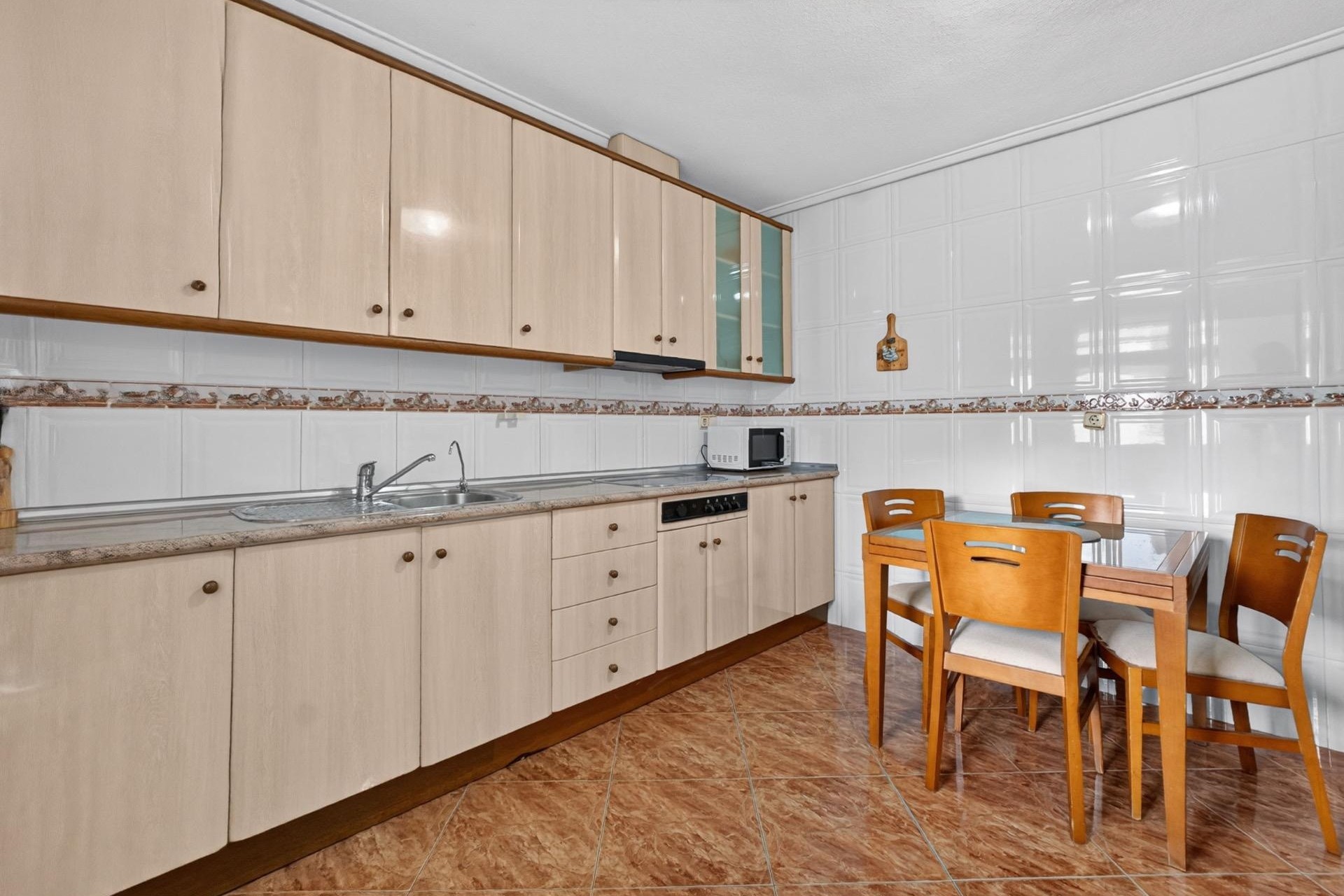Sprzedaż - Apartament / Mieszkanie -
Torrevieja - torrevieja