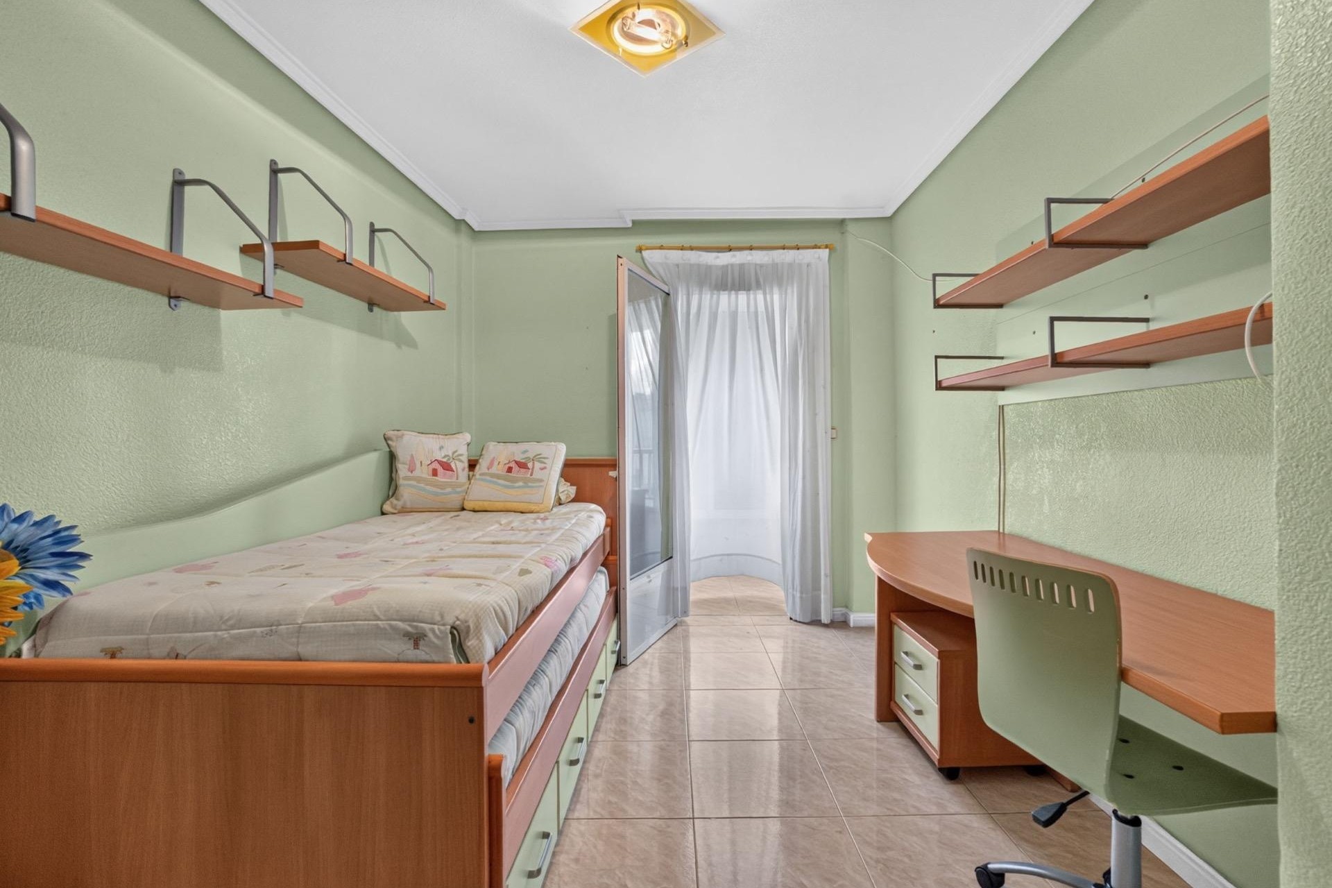 Sprzedaż - Apartament / Mieszkanie -
Torrevieja - torrevieja