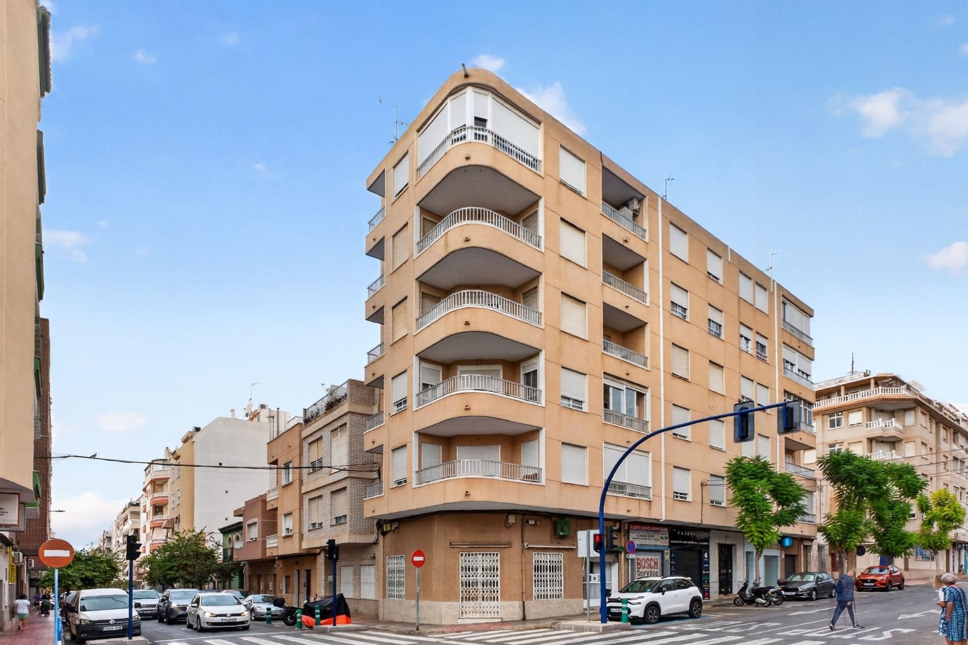 Sprzedaż - Apartament / Mieszkanie -
Torrevieja - torrevieja