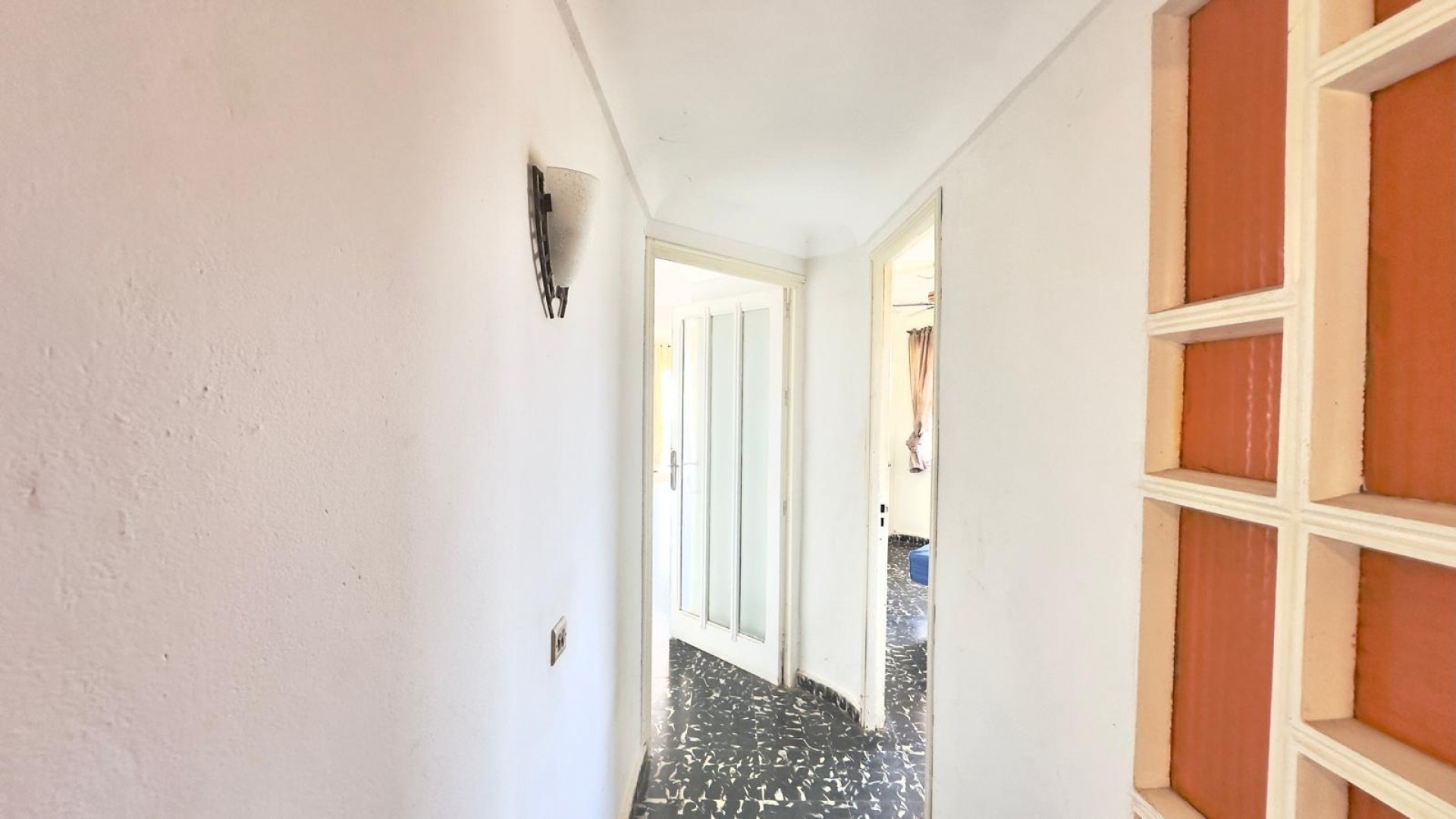 Sprzedaż - Apartament mieszkanie -
Torrevieja - Zona los Frutales