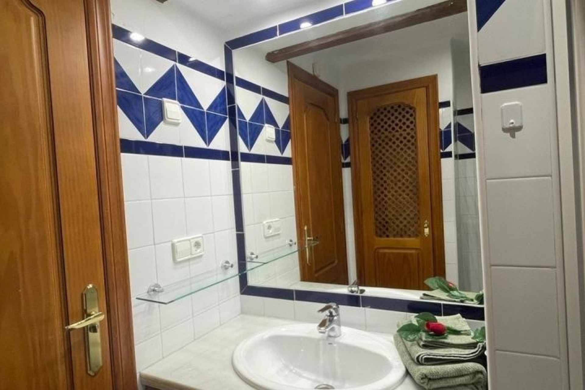 Sprzedaż - Apartament / Mieszkanie -
Torrevieja