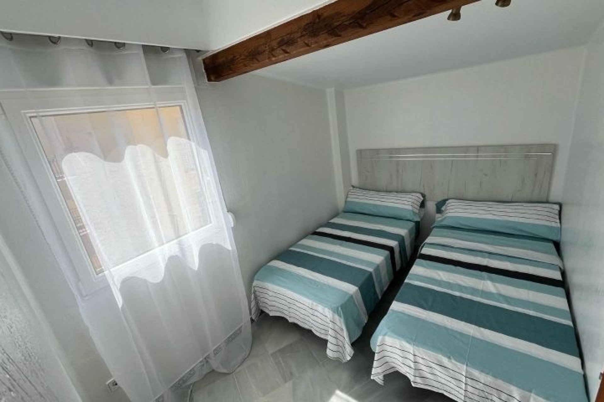 Sprzedaż - Apartament / Mieszkanie -
Torrevieja