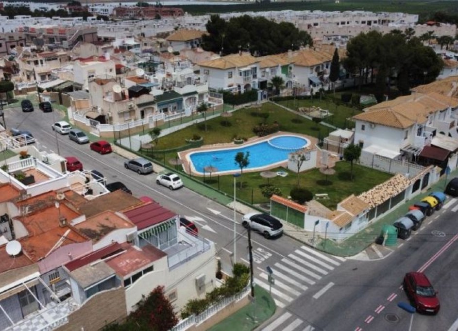 Sprzedaż - Apartament mieszkanie -
Torrevieja