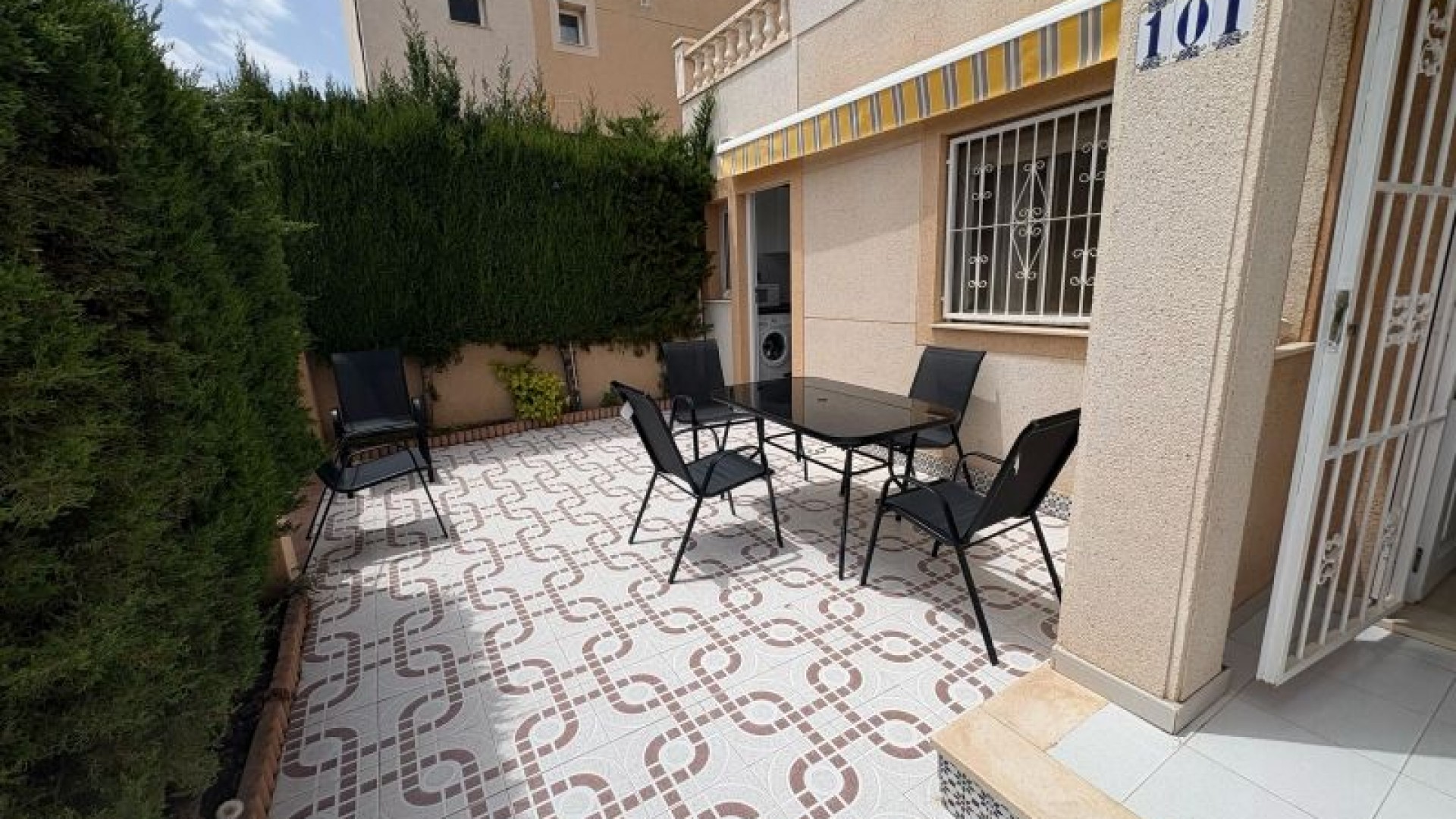 Sprzedaż - Apartament mieszkanie -
Torrevieja