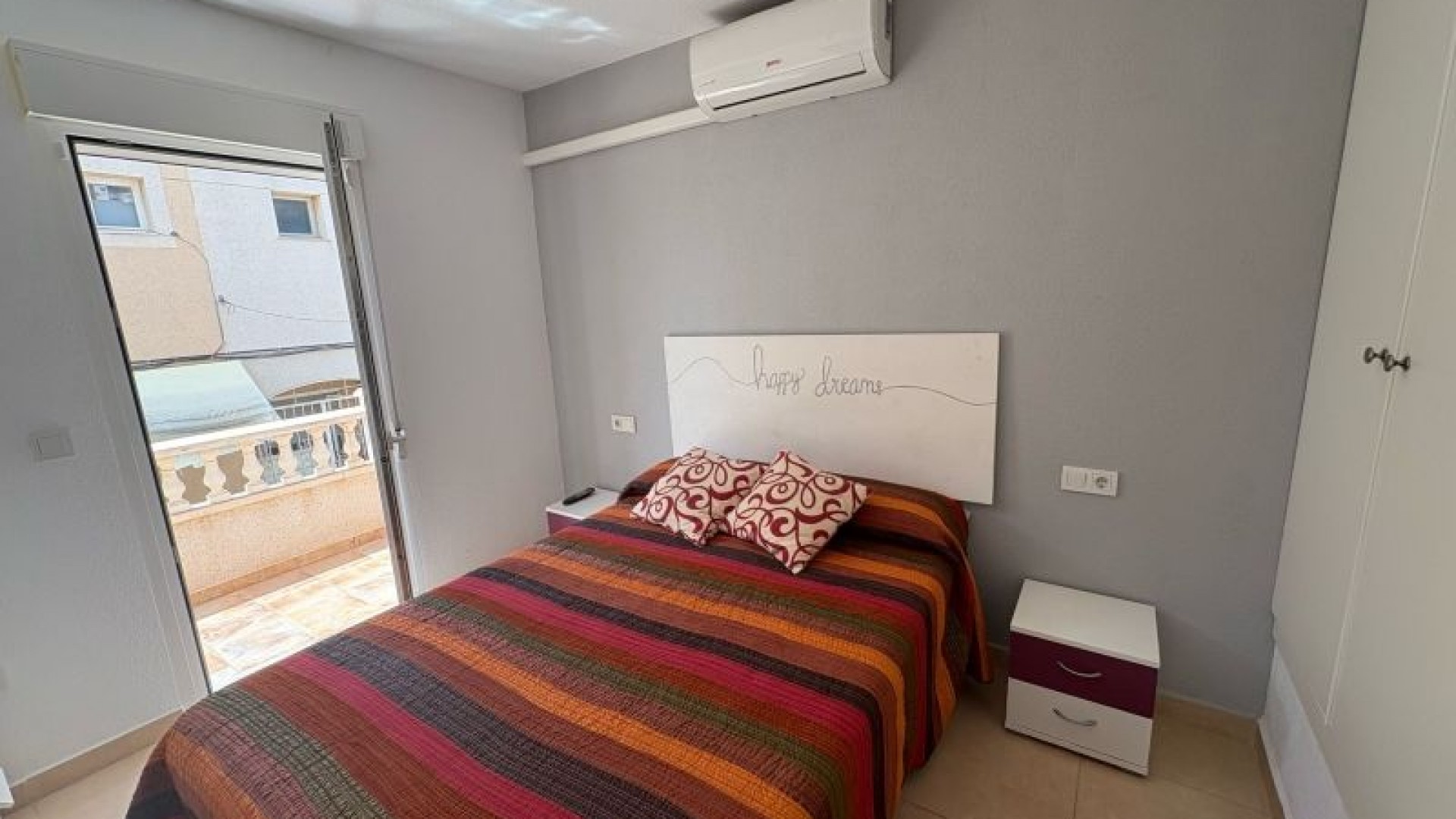 Sprzedaż - Apartament mieszkanie -
Torrevieja