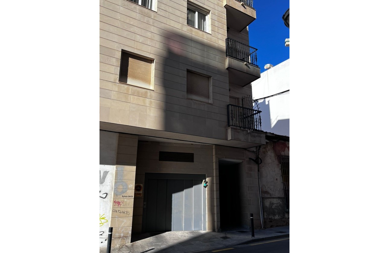 Sprzedaż - Apartament / Mieszkanie -
Torrevieja