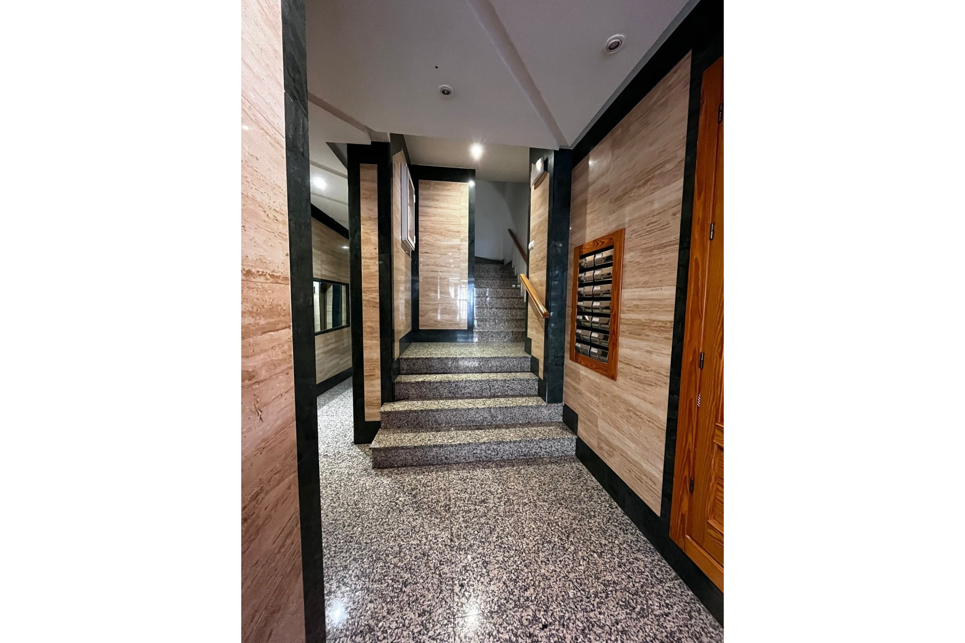 Sprzedaż - Apartament mieszkanie -
Torrevieja